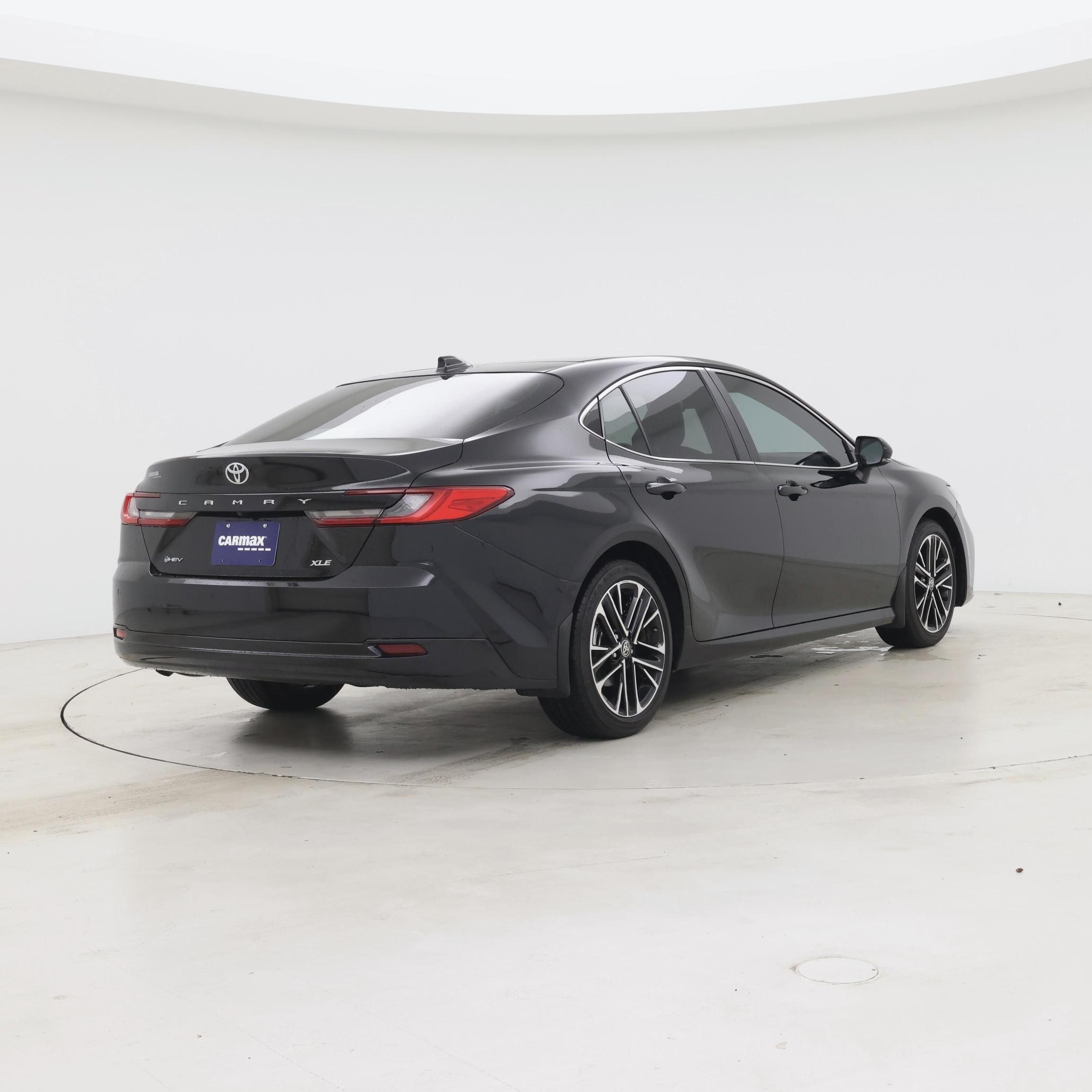 Thumbnail: 2025 Toyota Camry - 8