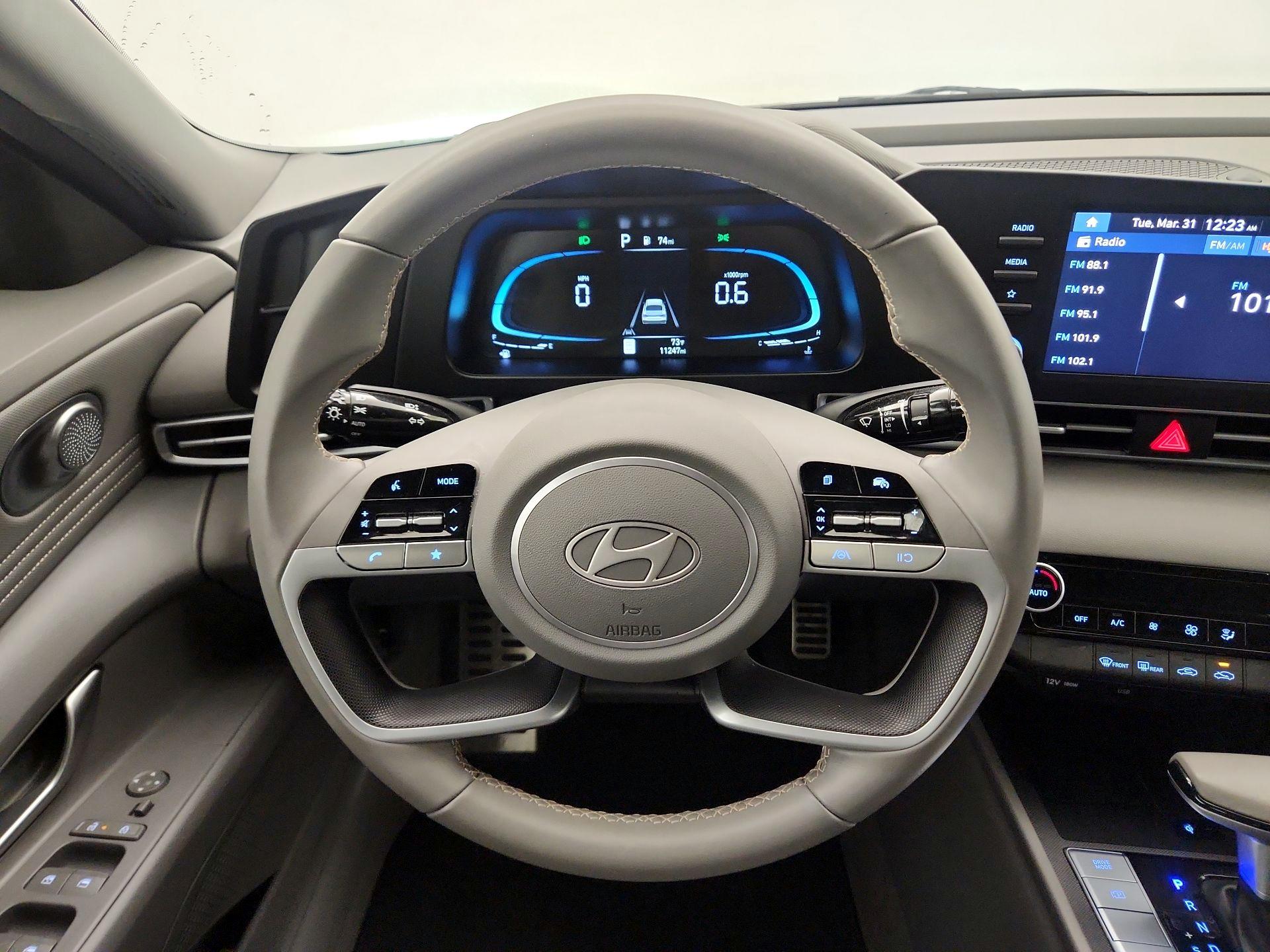 Thumbnail: 2025 Hyundai Elantra - 10