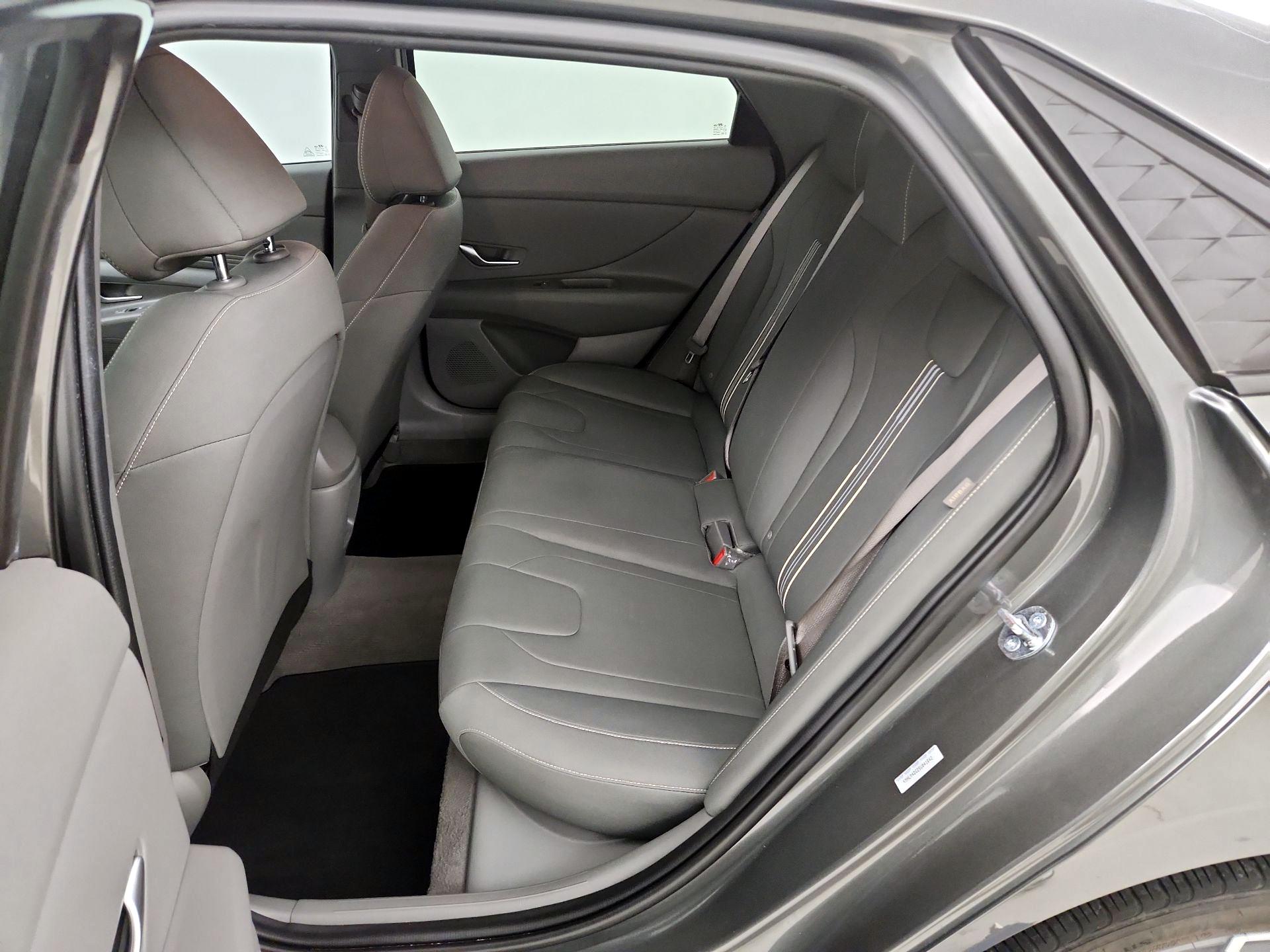 Thumbnail: 2025 Hyundai Elantra - 19