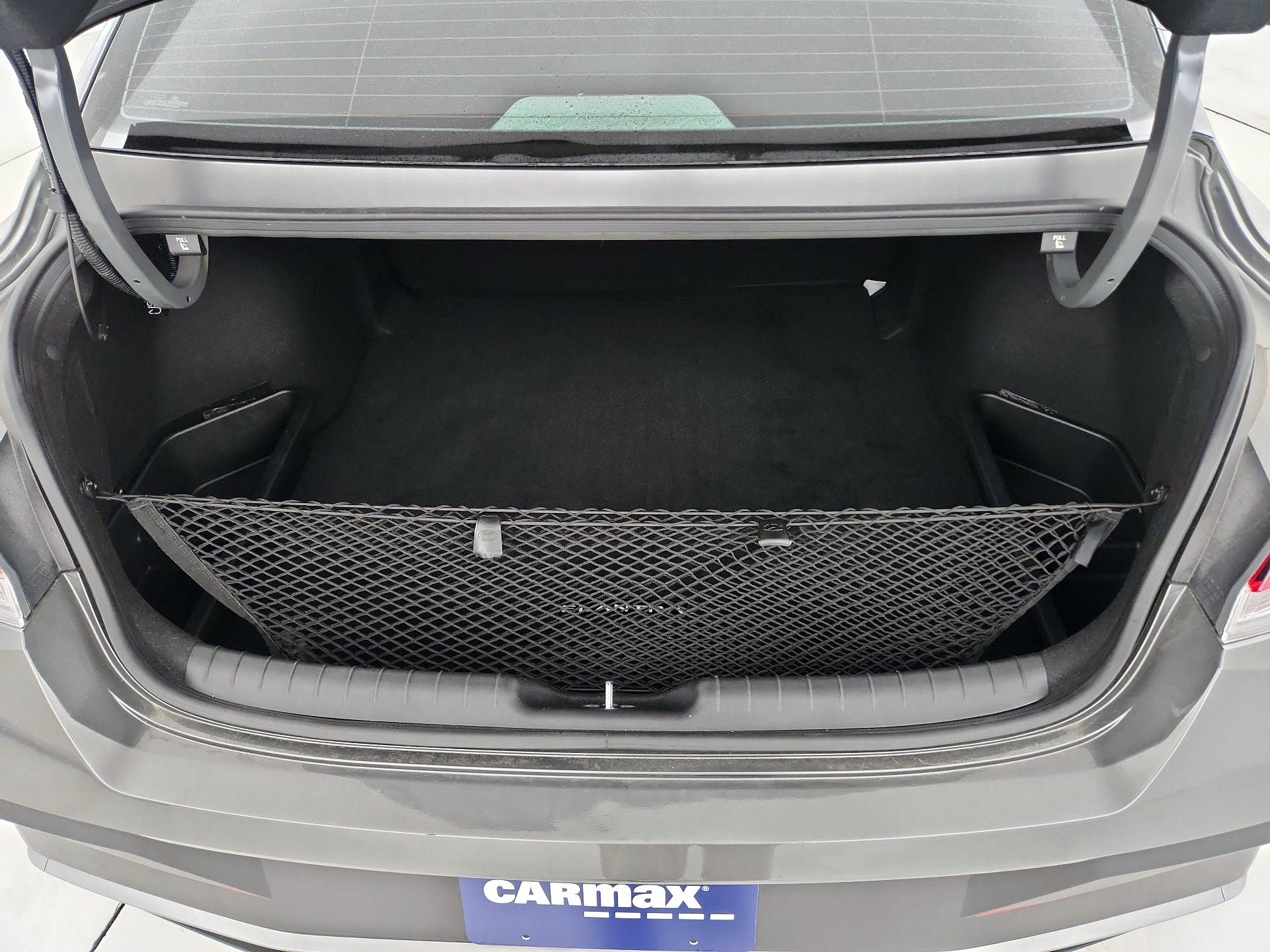 Thumbnail: 2025 Hyundai Elantra - 20