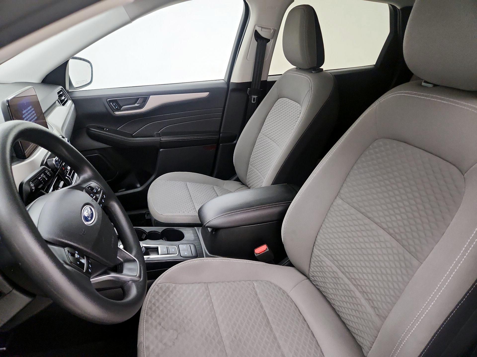 Thumbnail: 2022 Ford Escape - 11