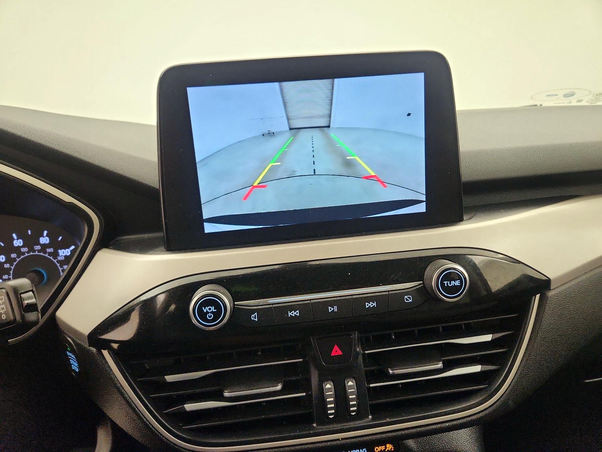 Thumbnail: 2022 Ford Escape - 14