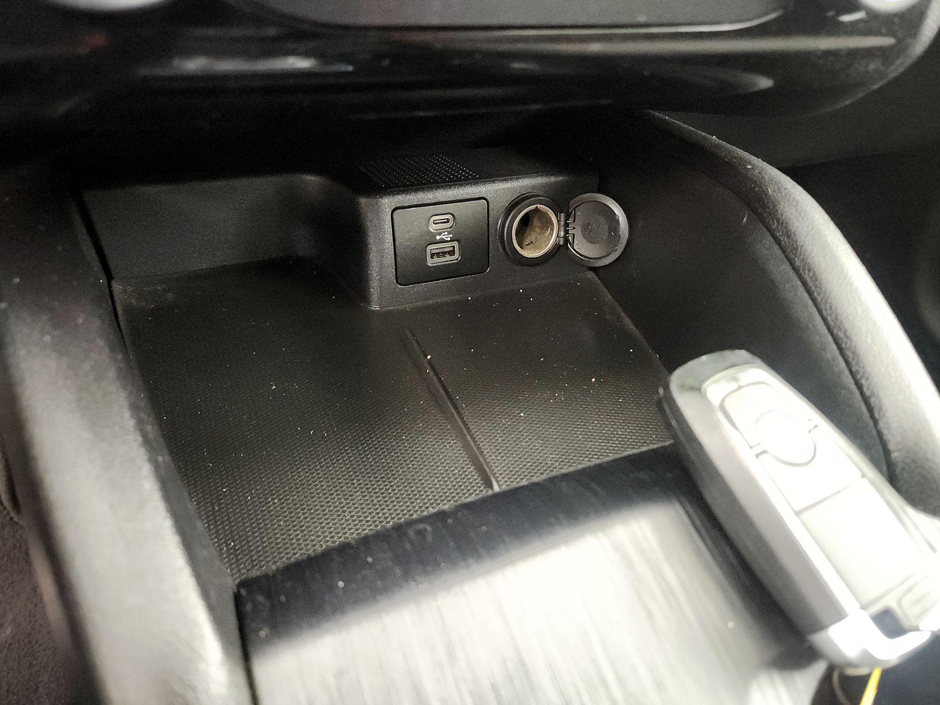 Thumbnail: 2022 Ford Escape - 18