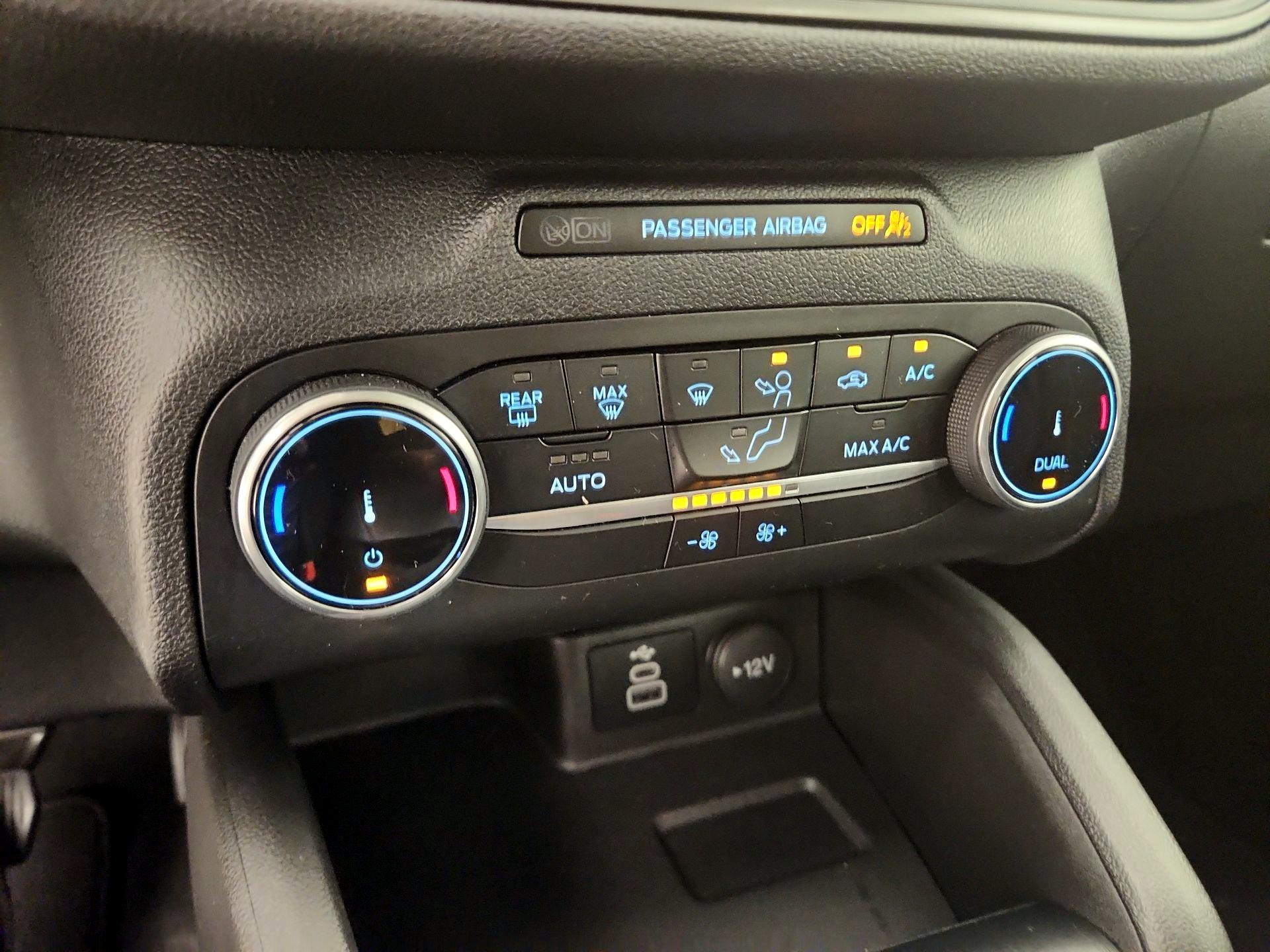 Thumbnail: 2024 Ford Escape - 16