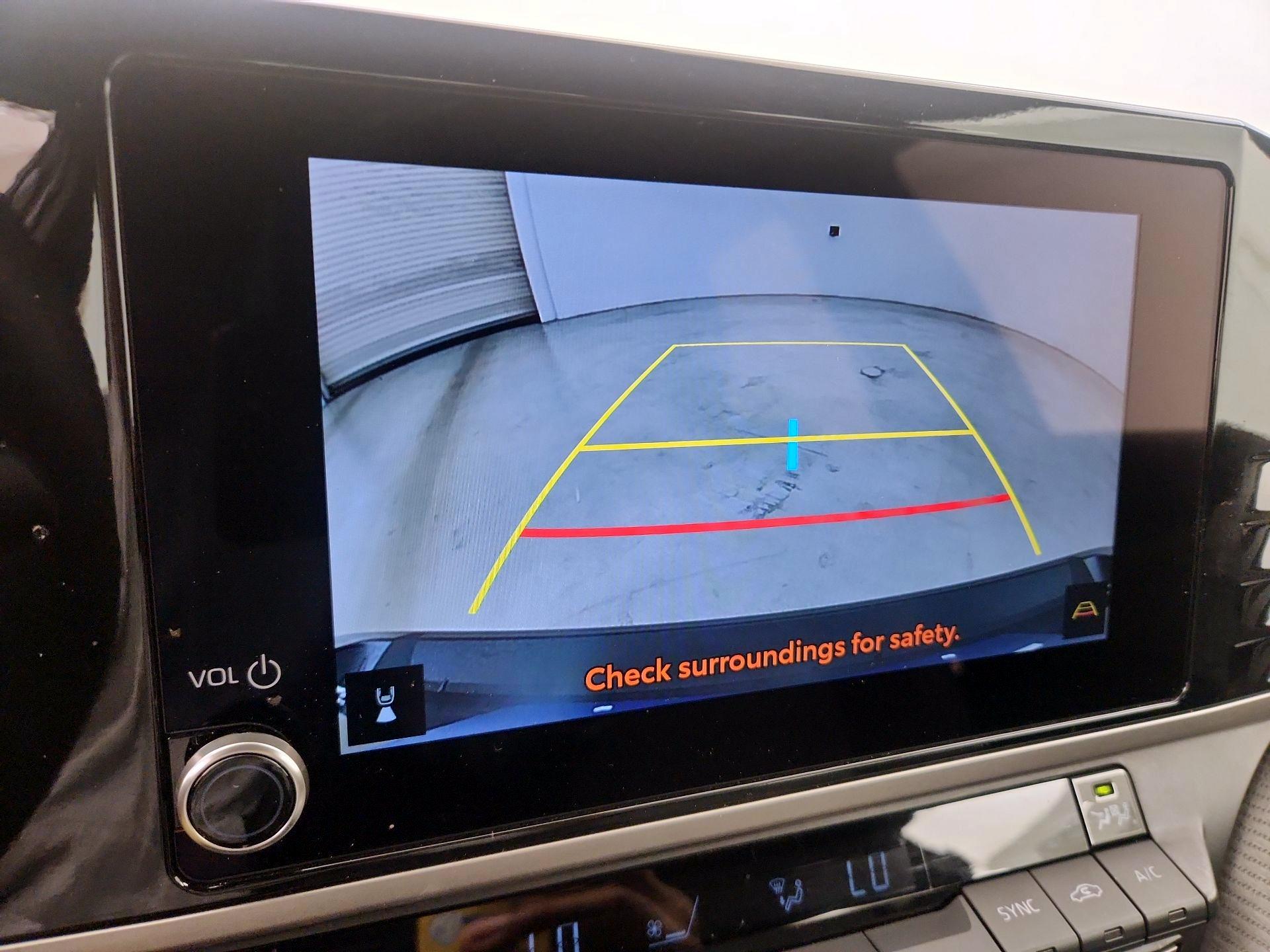 Thumbnail: 2025 Toyota Camry - 14