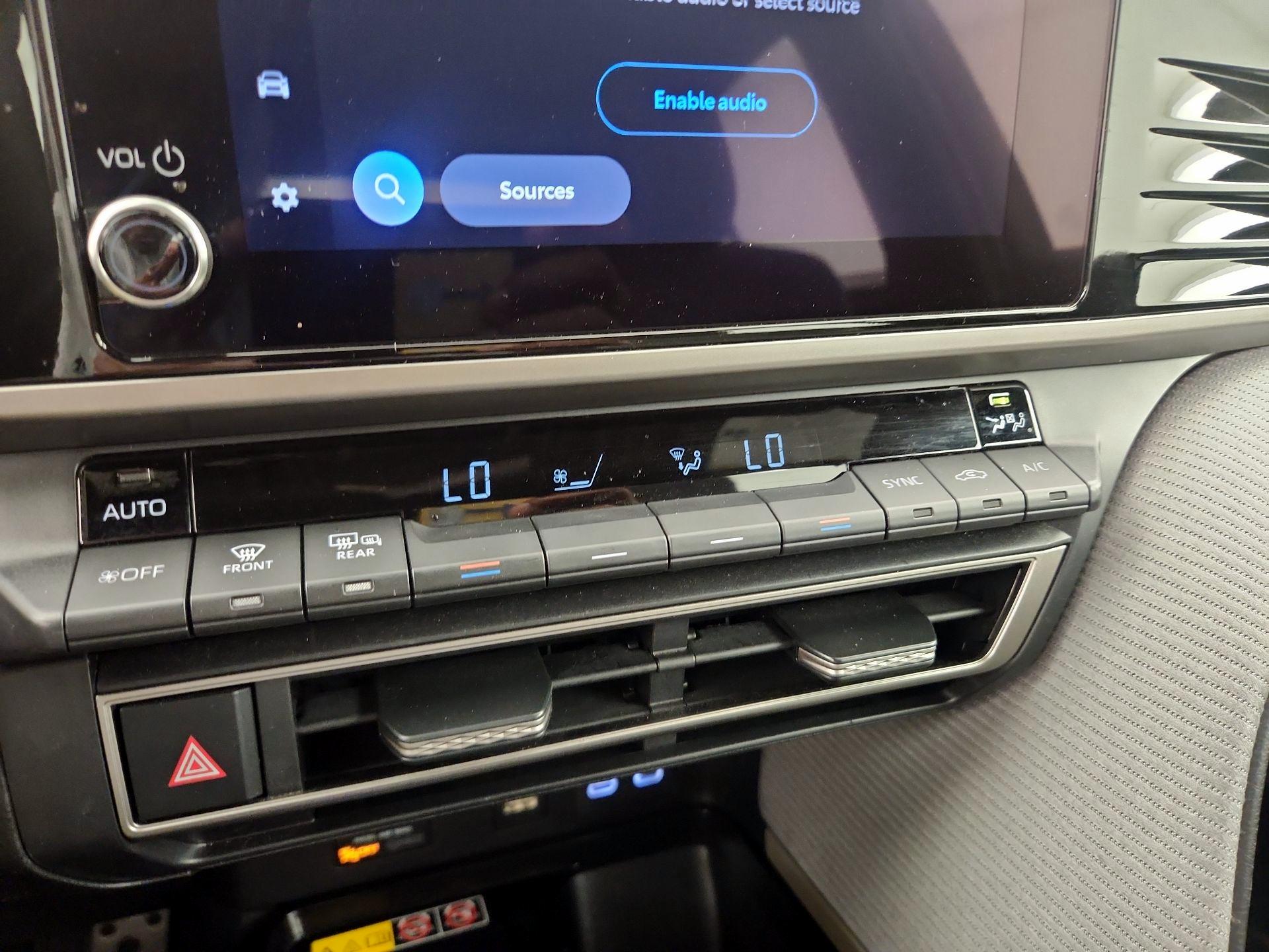 Thumbnail: 2025 Toyota Camry - 16