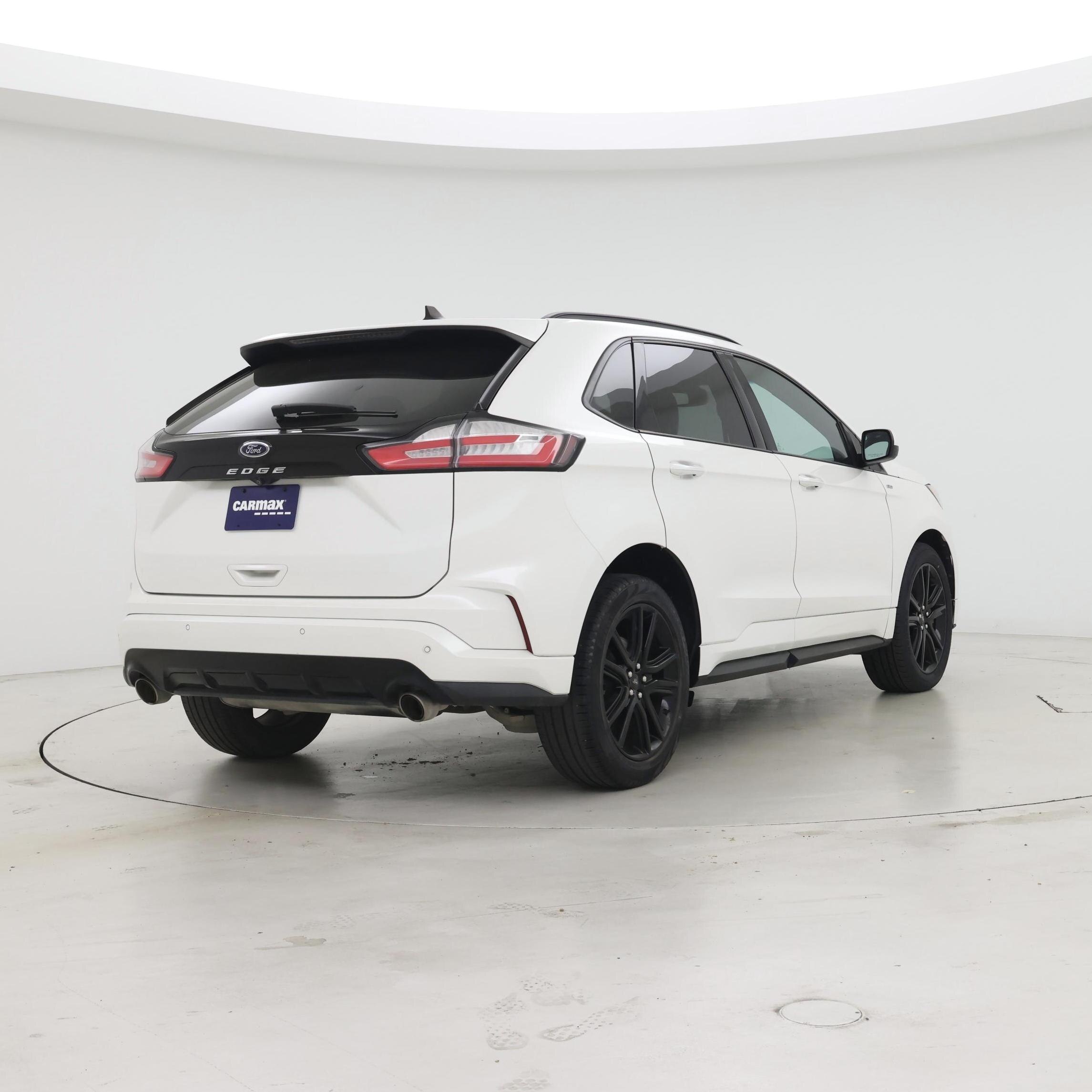 Thumbnail: 2021 Ford Edge - 8