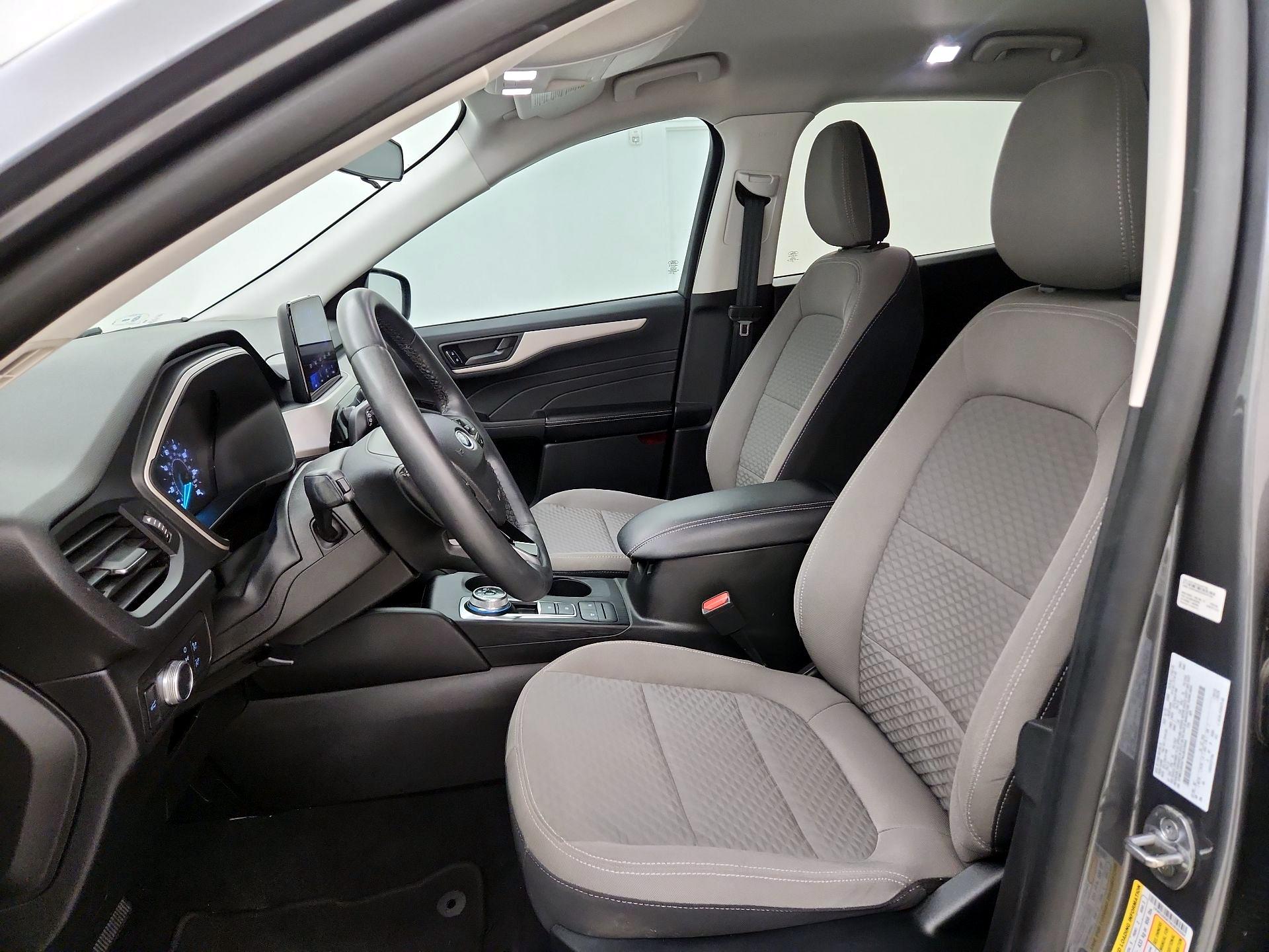 Thumbnail: 2022 Ford Escape - 11