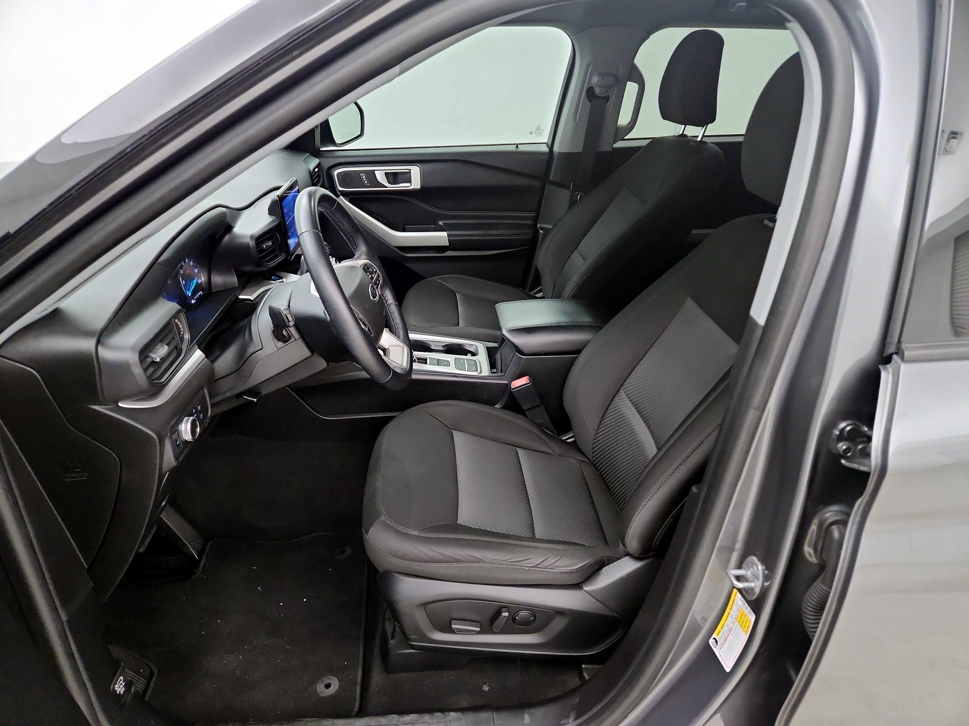 Thumbnail: 2022 Ford Explorer - 11