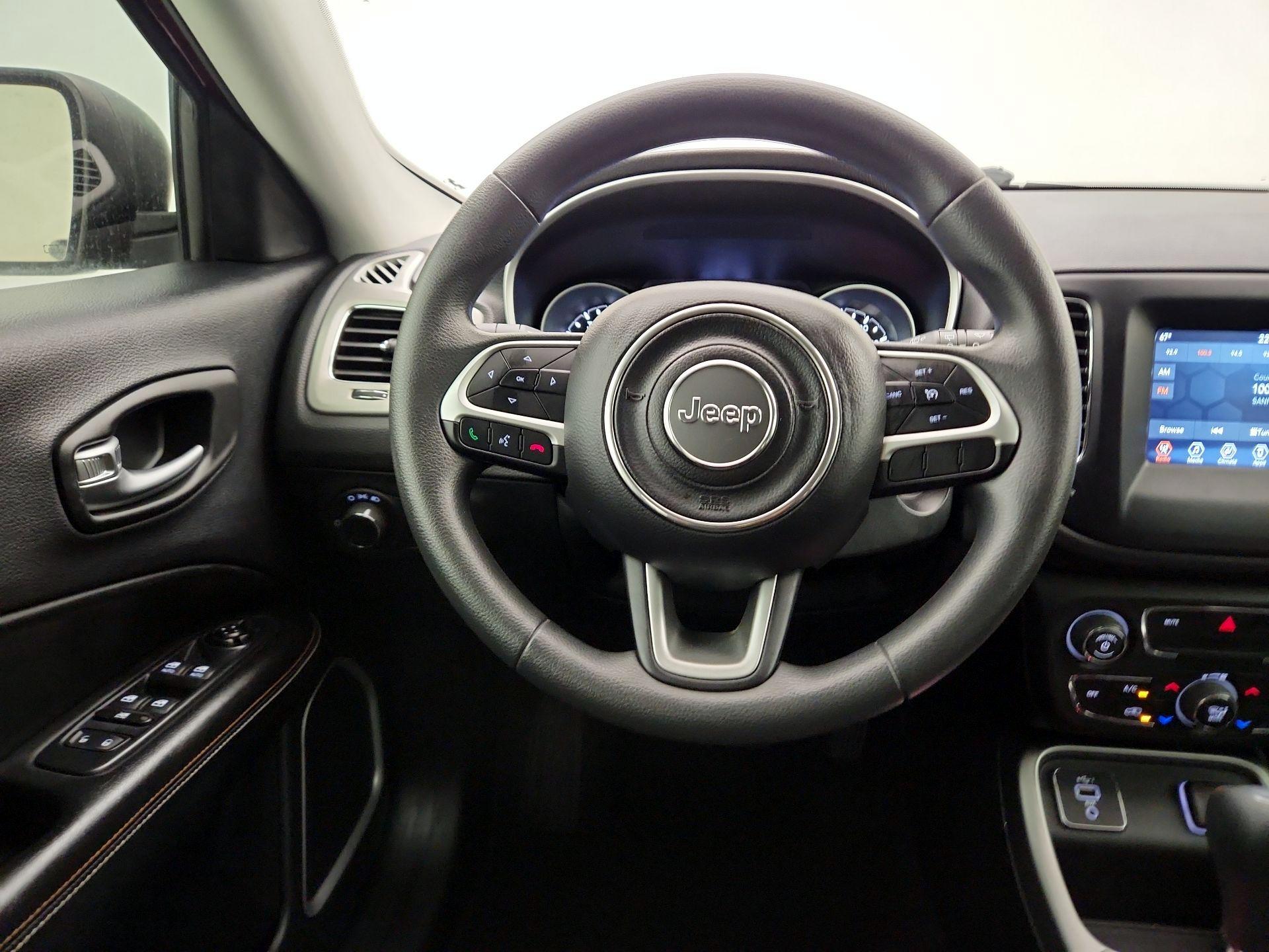 Thumbnail: 2021 Jeep Compass - 10