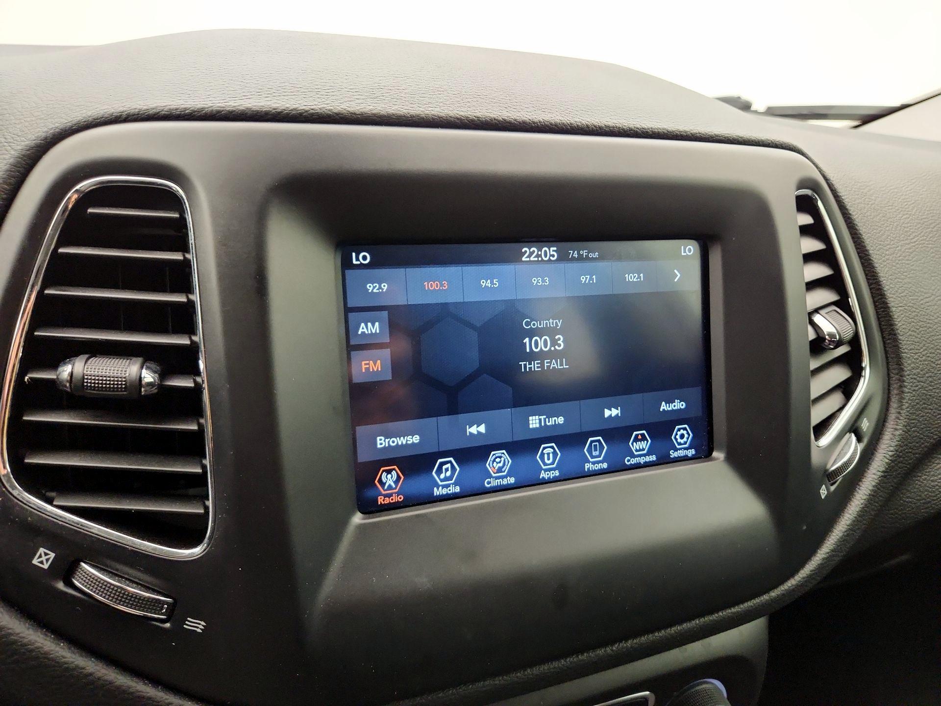 Thumbnail: 2021 Jeep Compass - 15