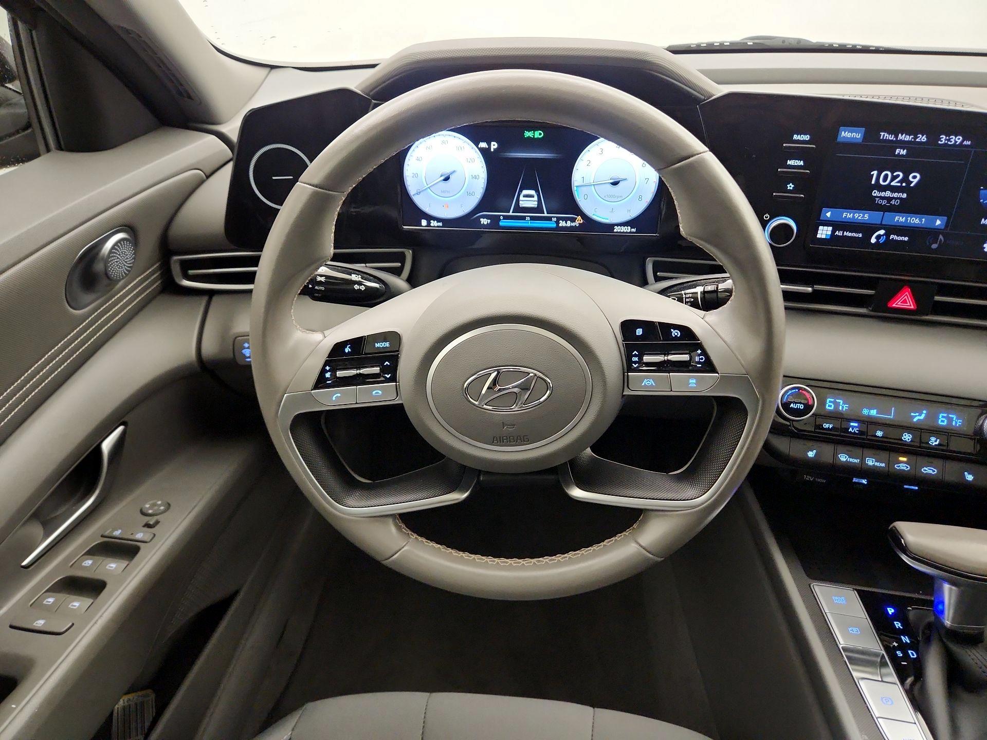 Thumbnail: 2022 Hyundai Elantra - 10