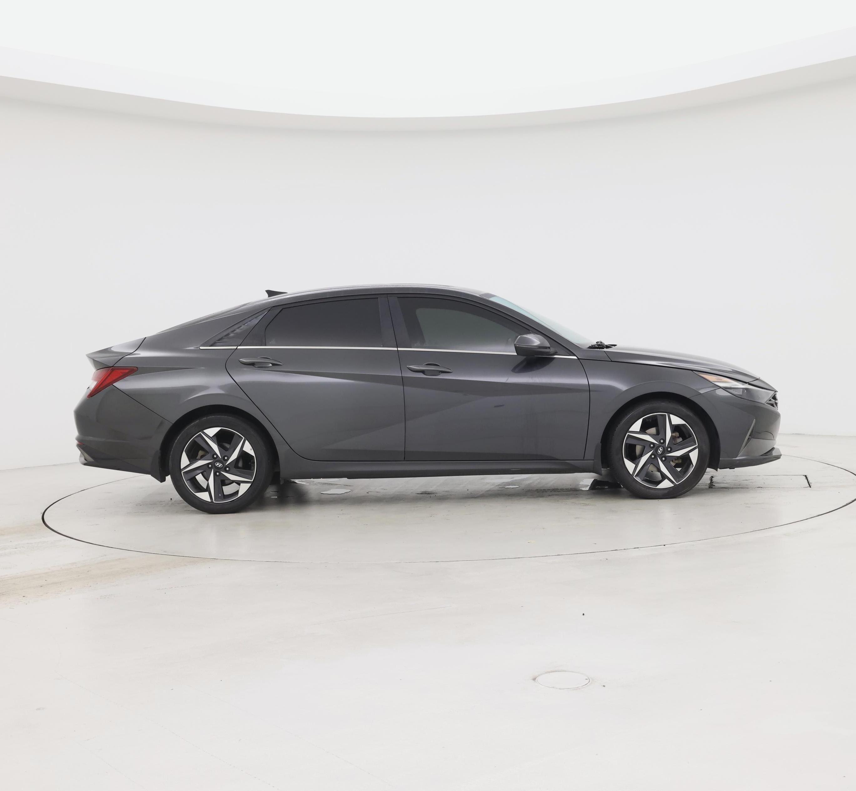 Thumbnail: 2022 Hyundai Elantra - 7