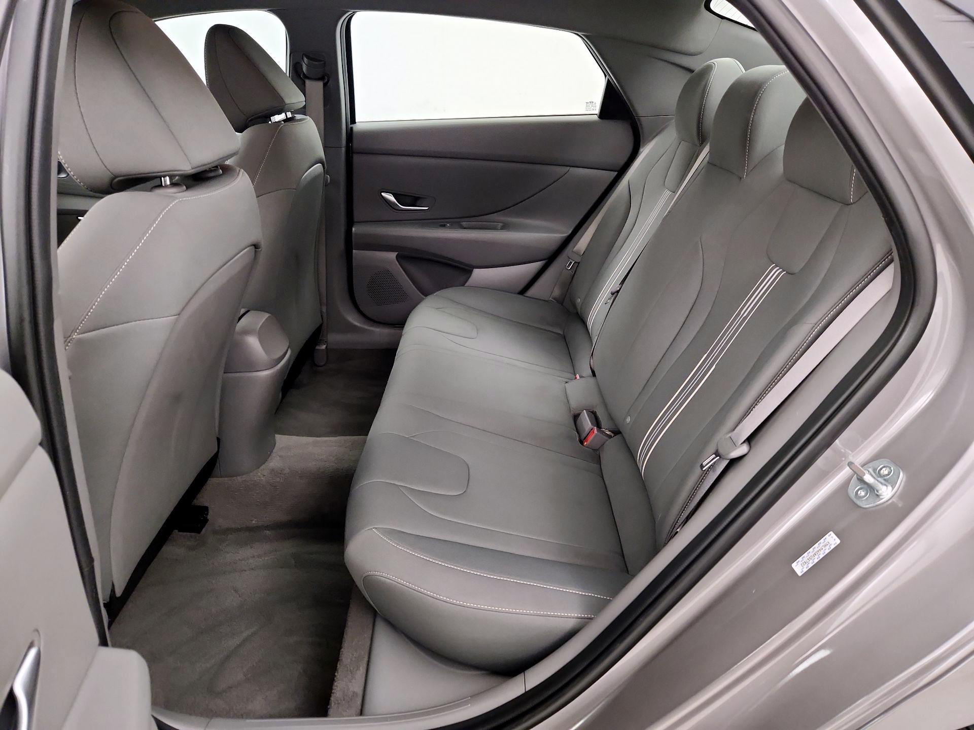 Thumbnail: 2023 Hyundai Elantra - 19