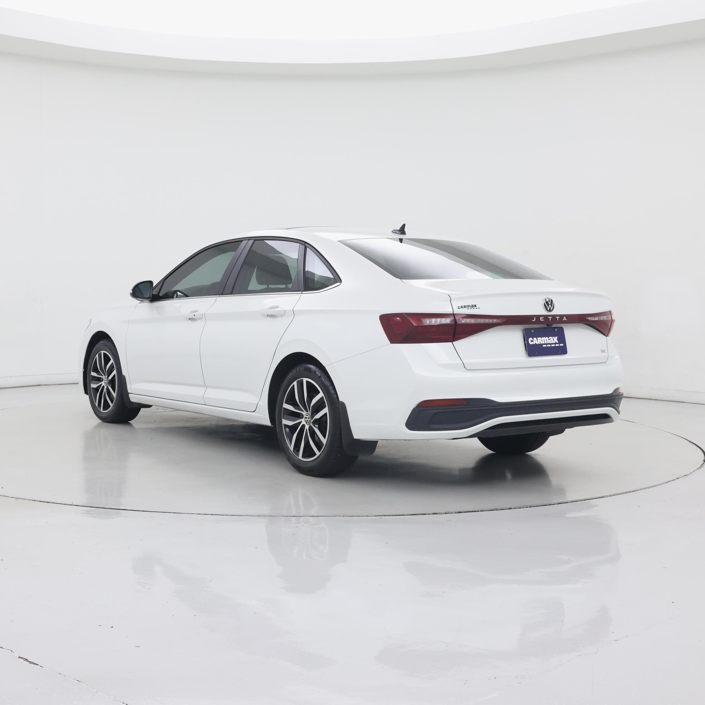 Thumbnail: 2025 Volkswagen Jetta - 2