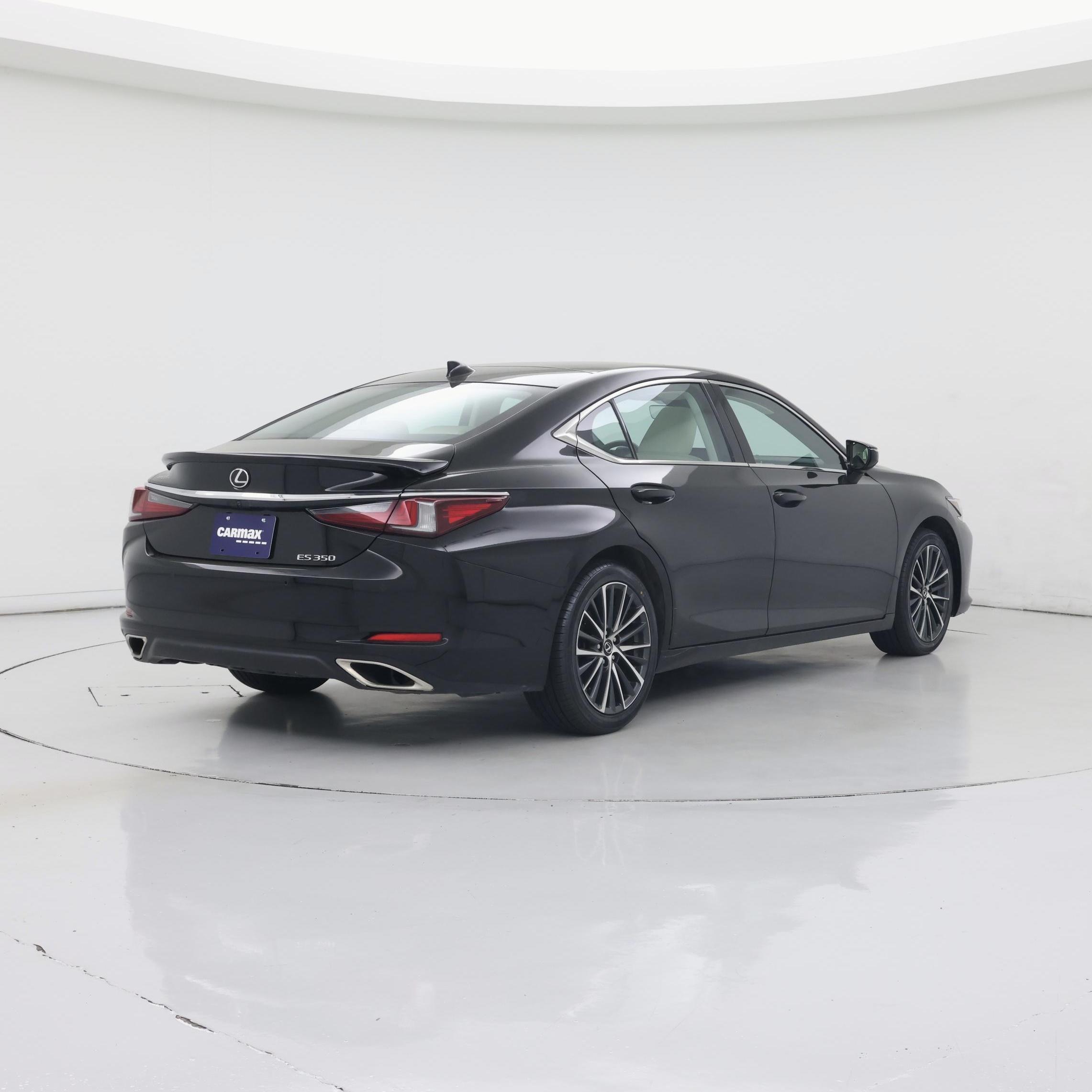 Thumbnail: 2022 Lexus ES - 8