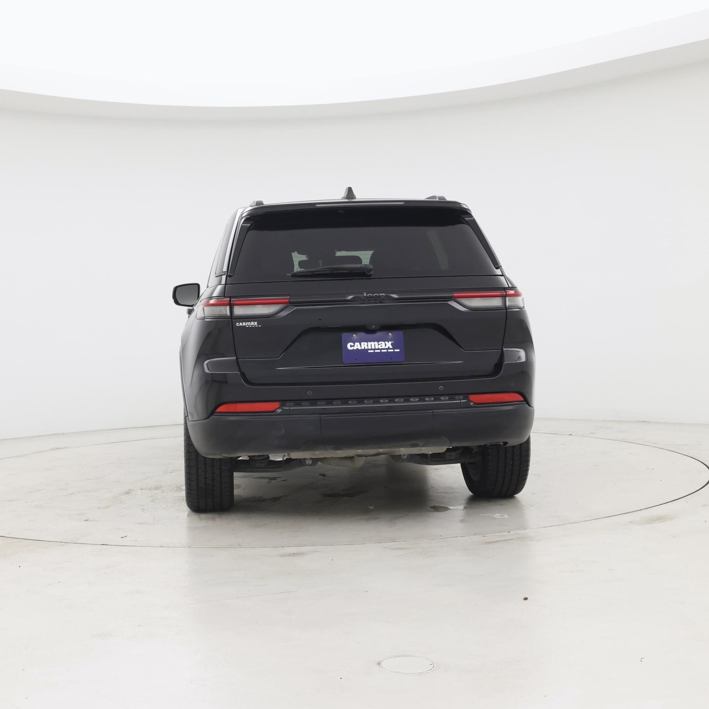 Thumbnail: 2024 Jeep Grand Cherokee - 6