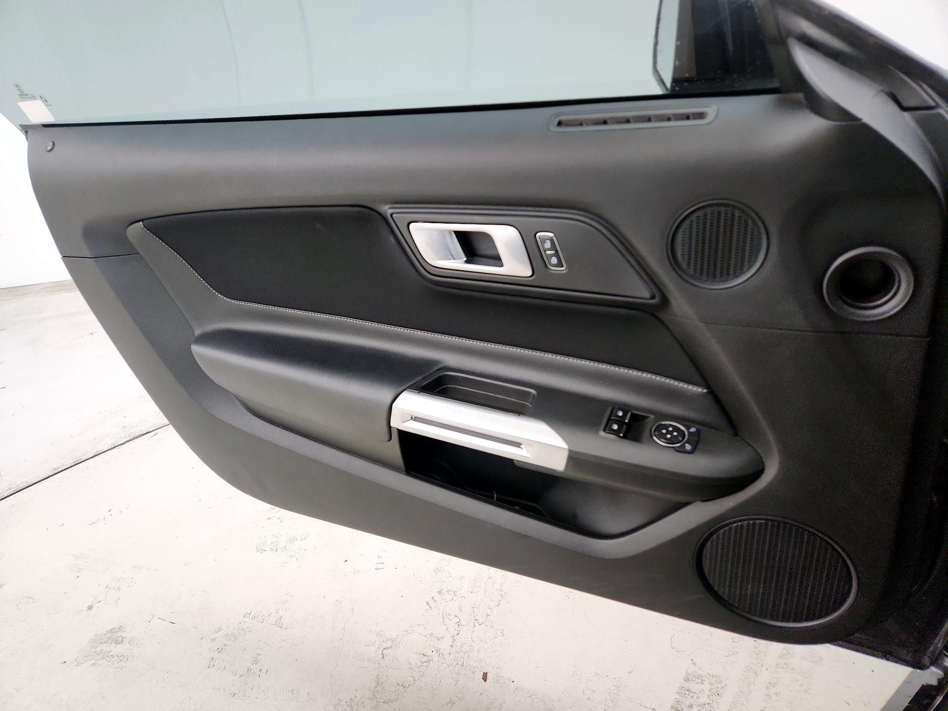 Thumbnail: 2022 Ford Mustang - 12