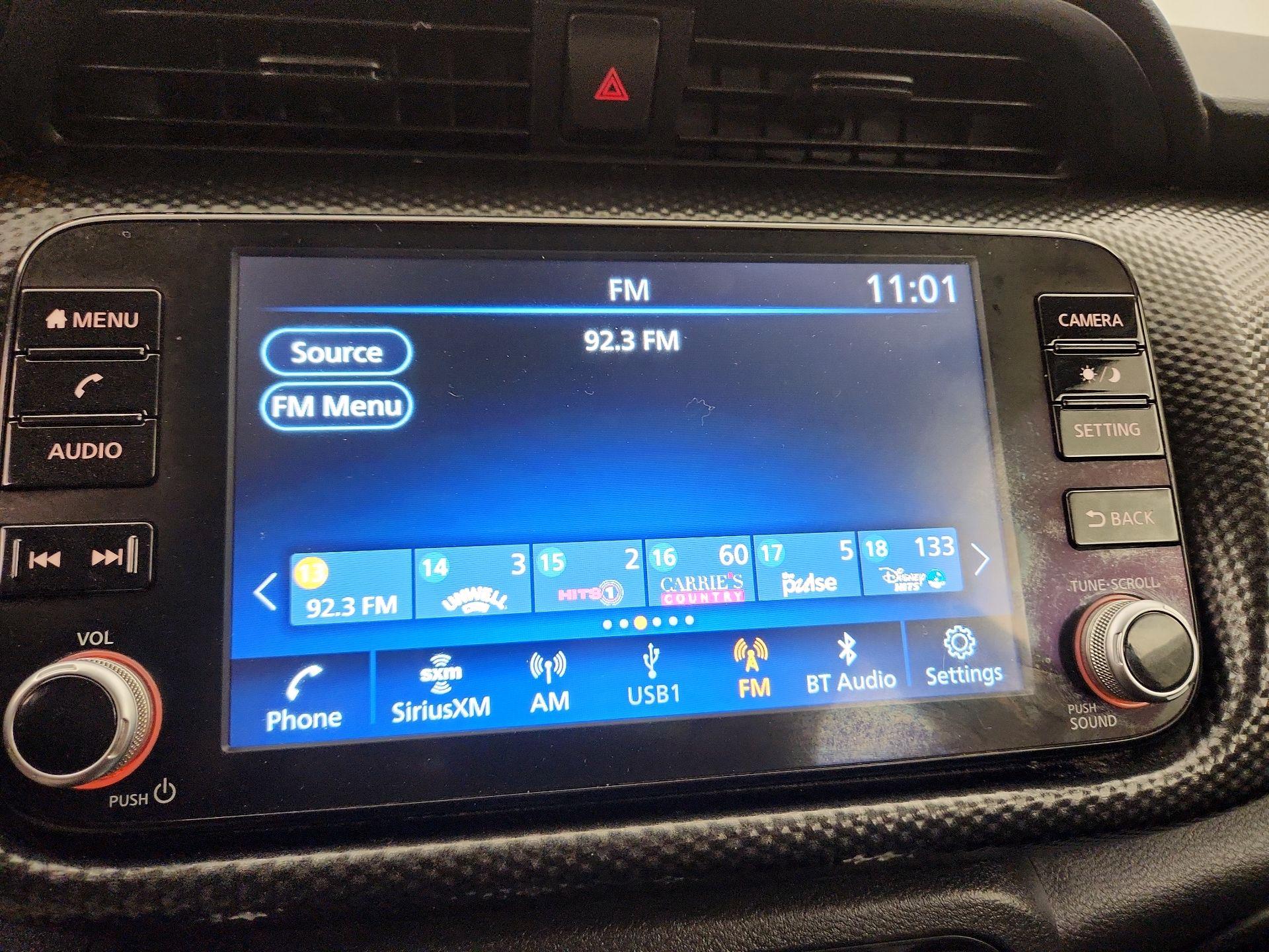 Thumbnail: 2023 Nissan Kicks - 14