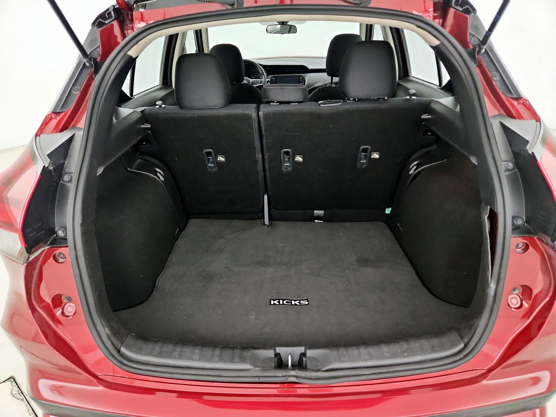 Thumbnail: 2023 Nissan Kicks - 19