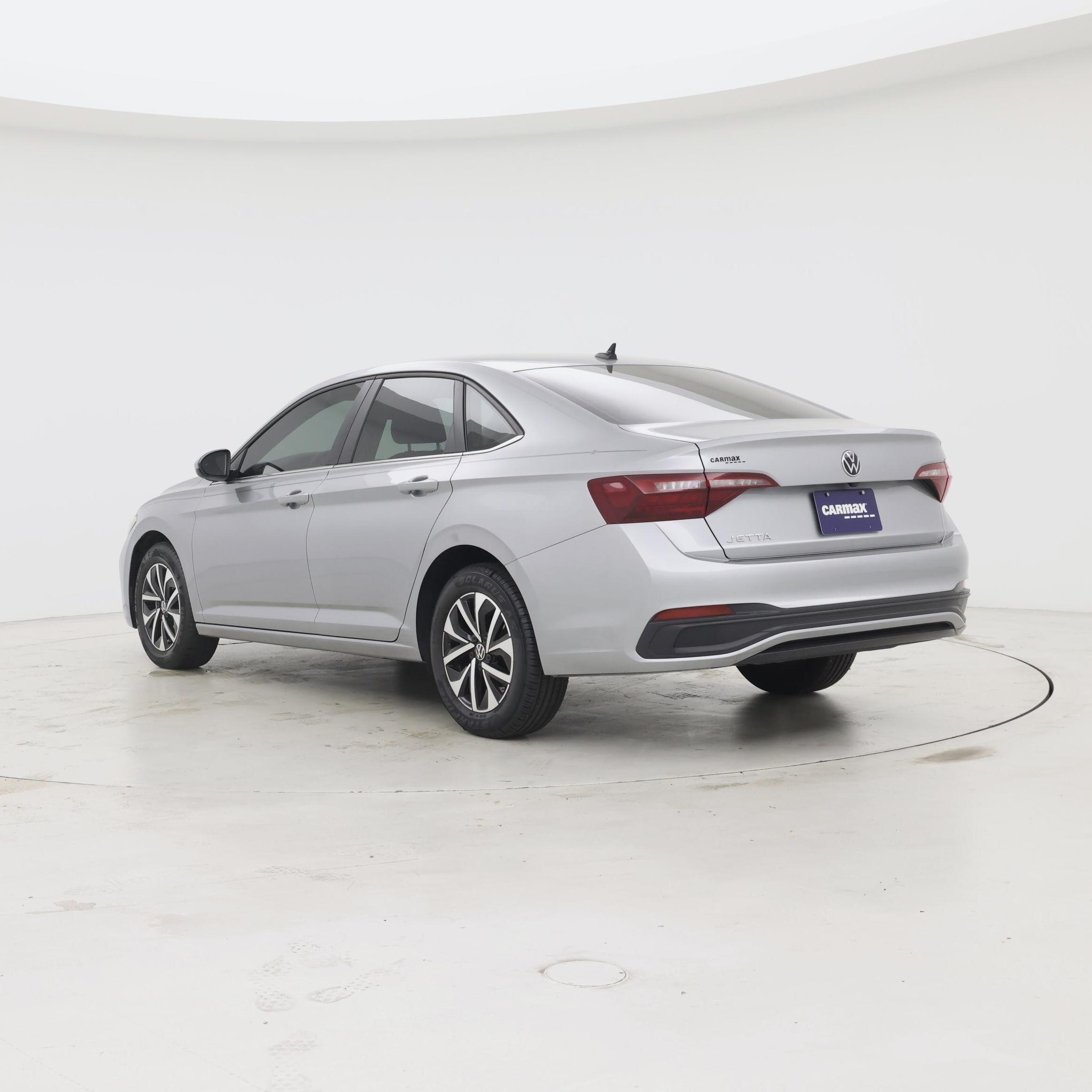 Thumbnail: 2023 Volkswagen Jetta - 2