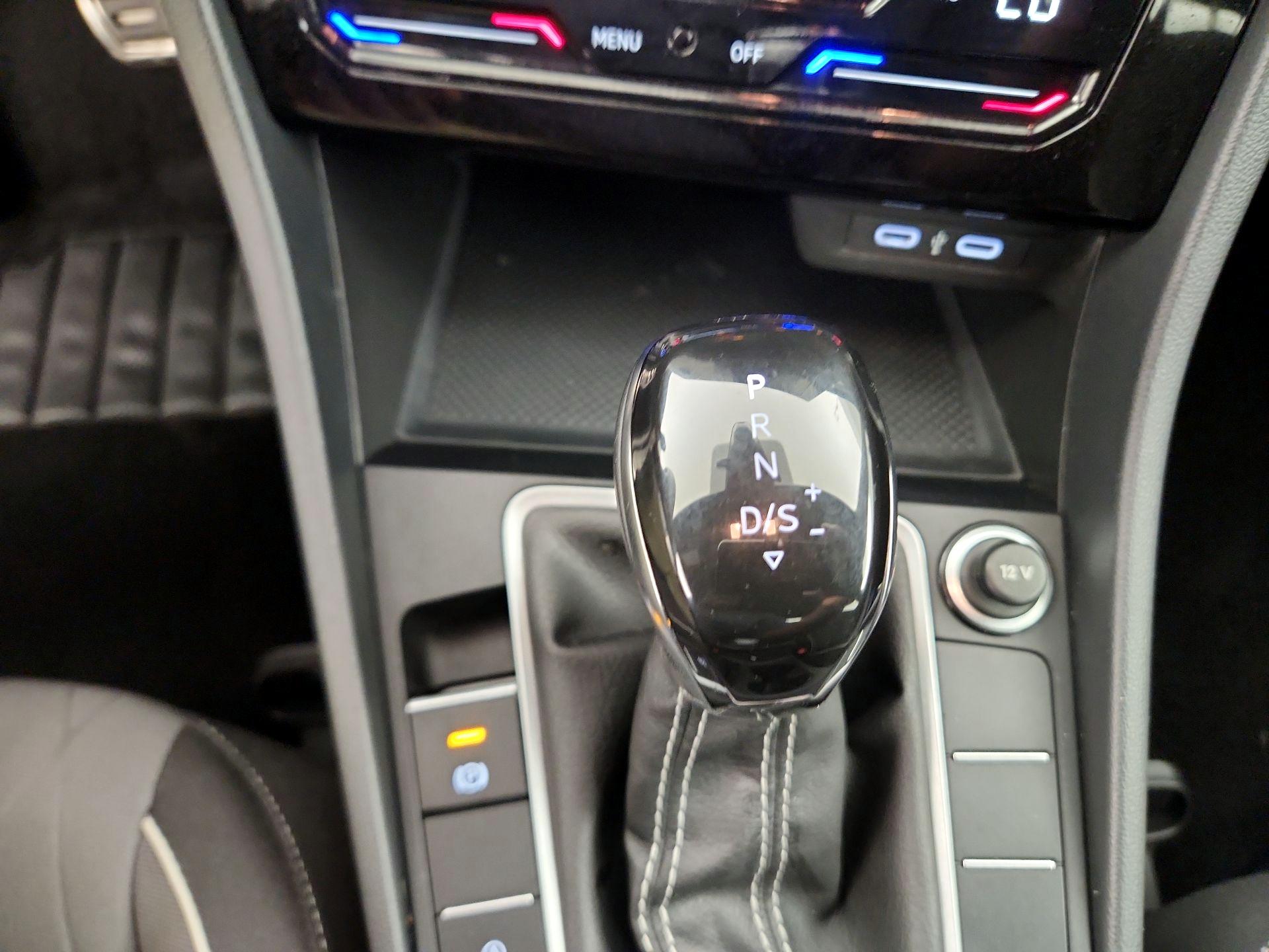 Thumbnail: 2025 Volkswagen Jetta - 17