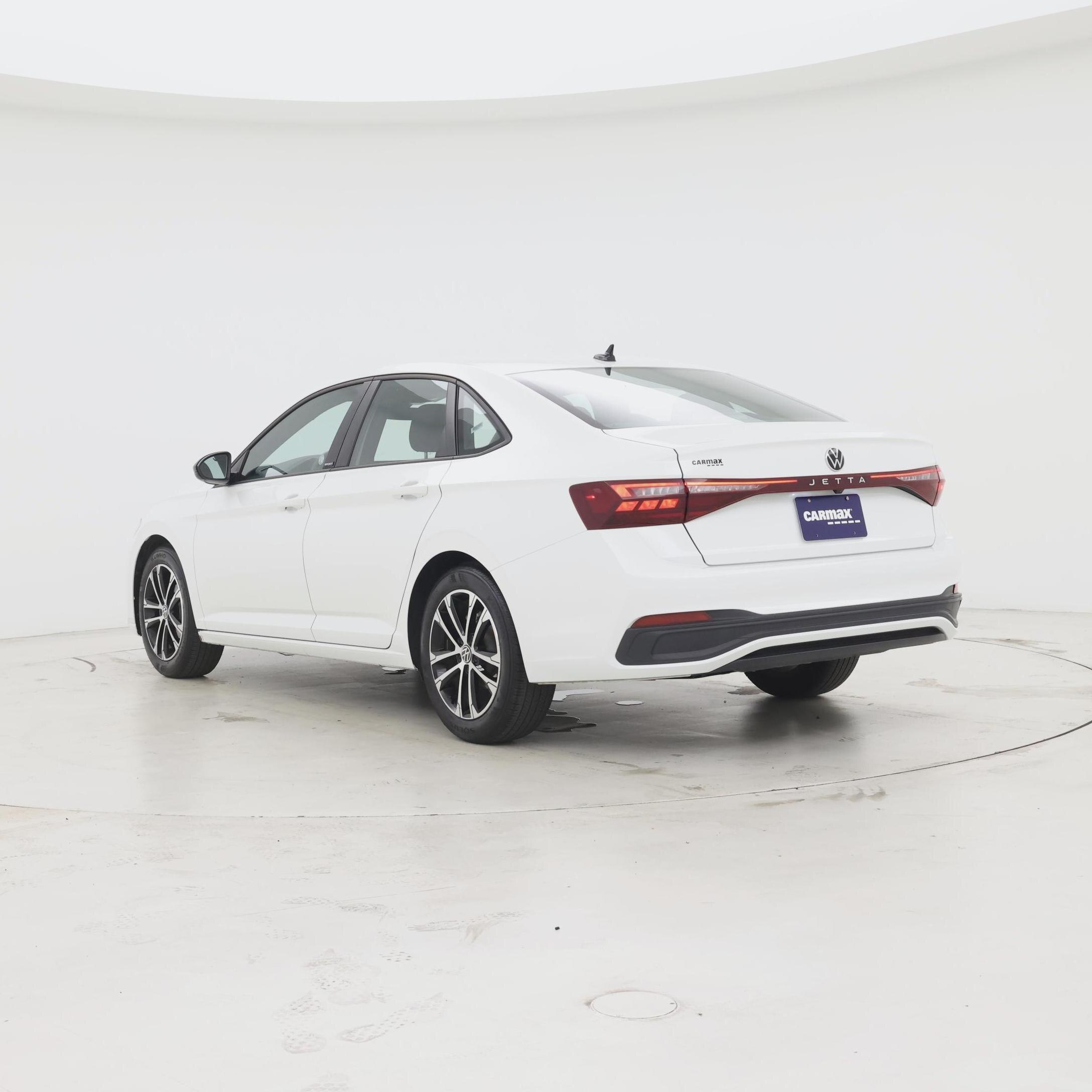 Thumbnail: 2025 Volkswagen Jetta - 2