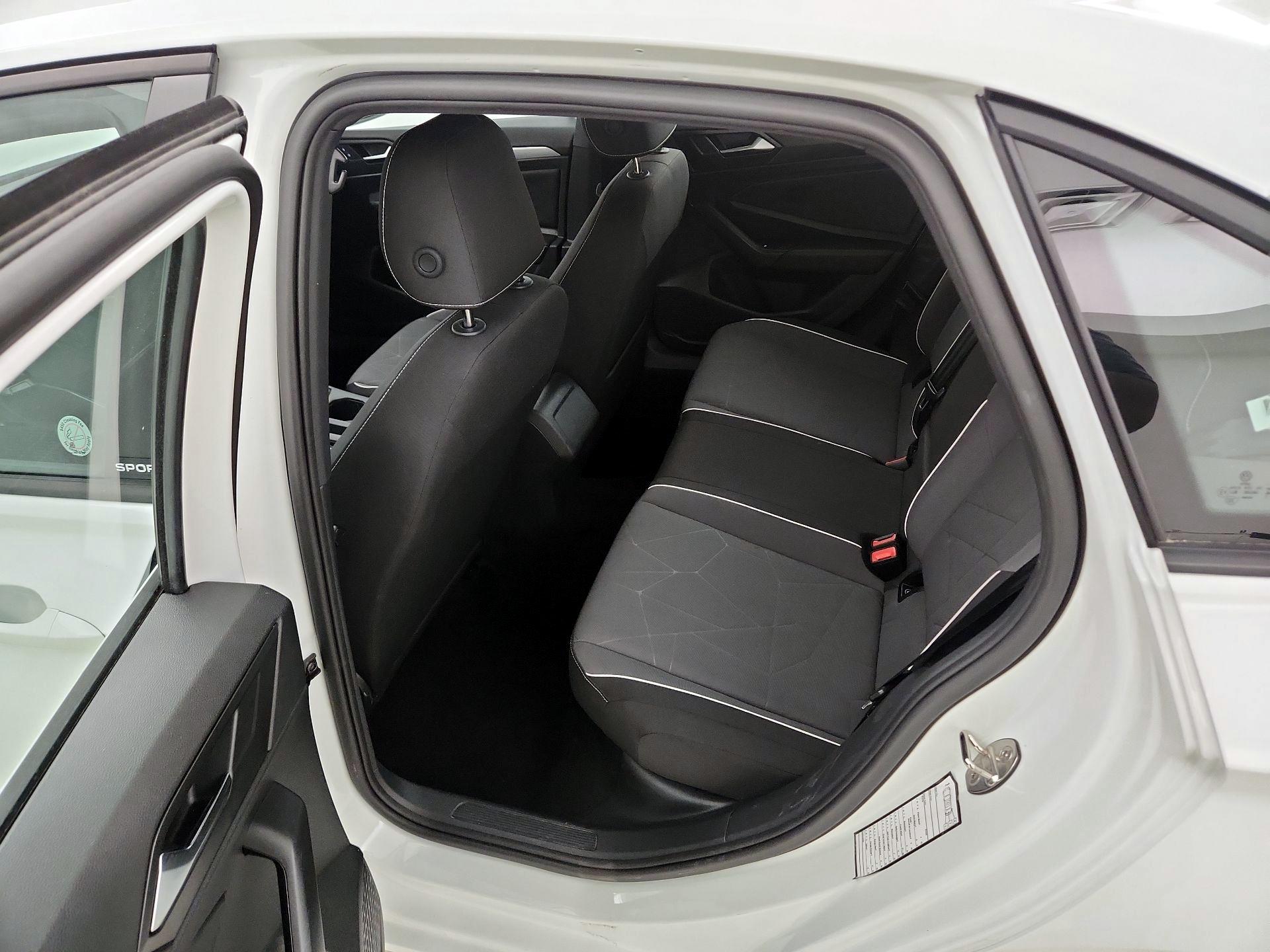 Thumbnail: 2025 Volkswagen Jetta - 19