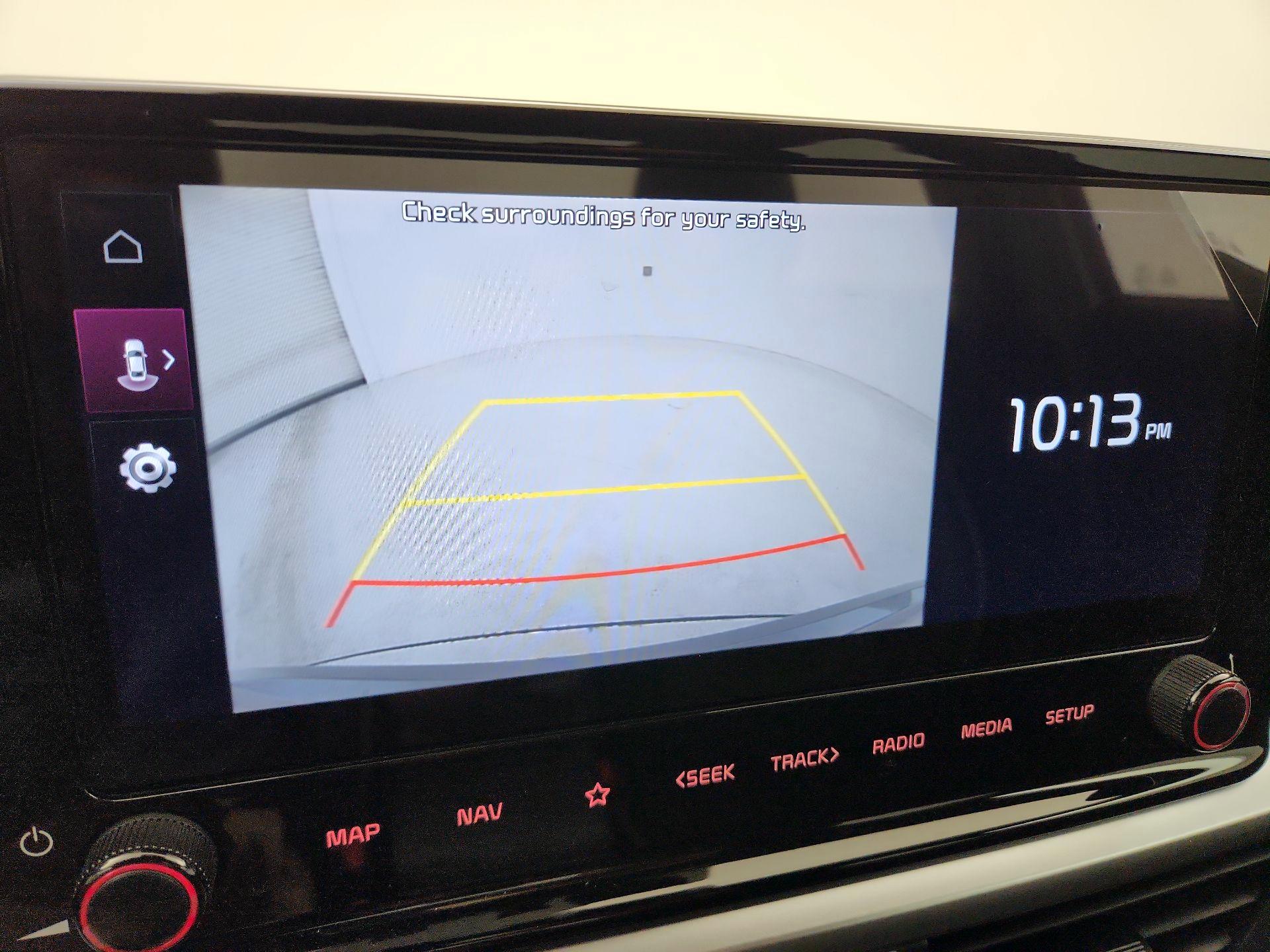 Thumbnail: 2022 Kia Forte - 14