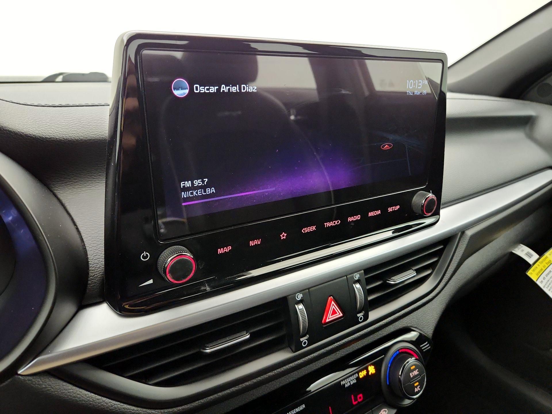 Thumbnail: 2022 Kia Forte - 15