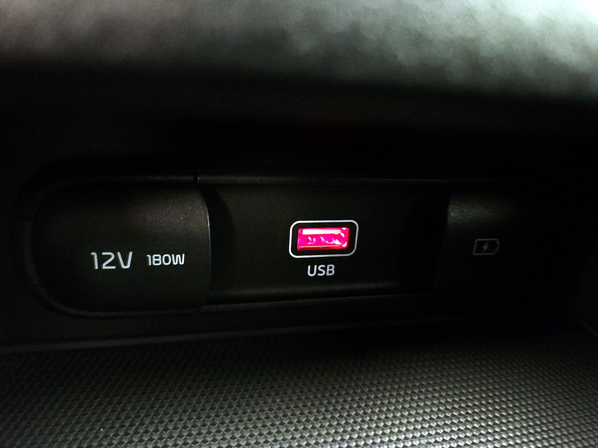 Thumbnail: 2022 Kia Forte - 18