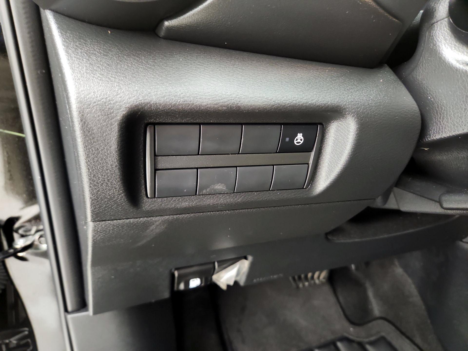 Thumbnail: 2023 Nissan Kicks - 13