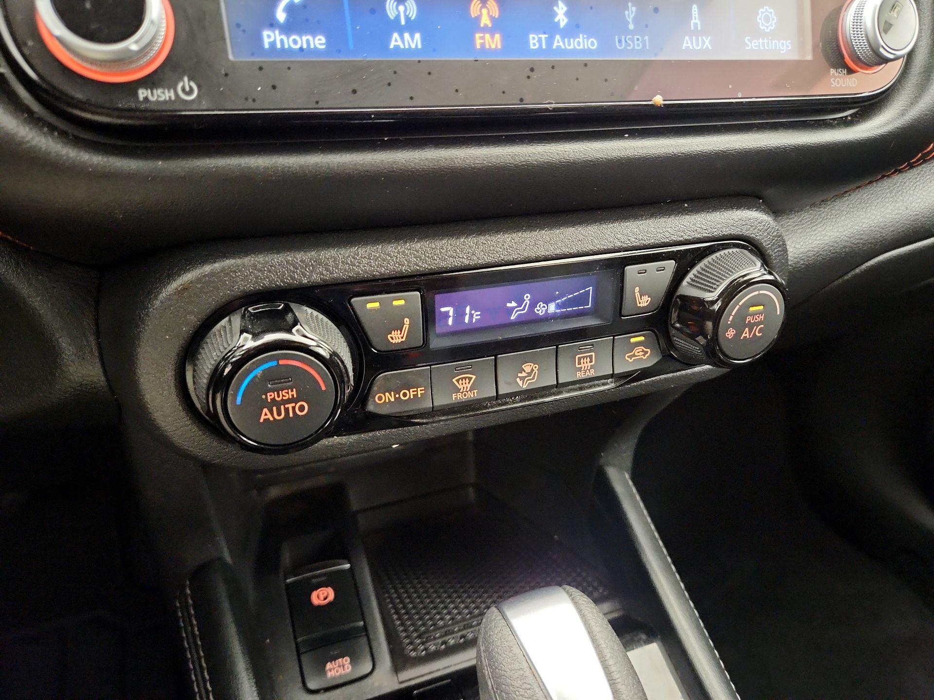 Thumbnail: 2023 Nissan Kicks - 16