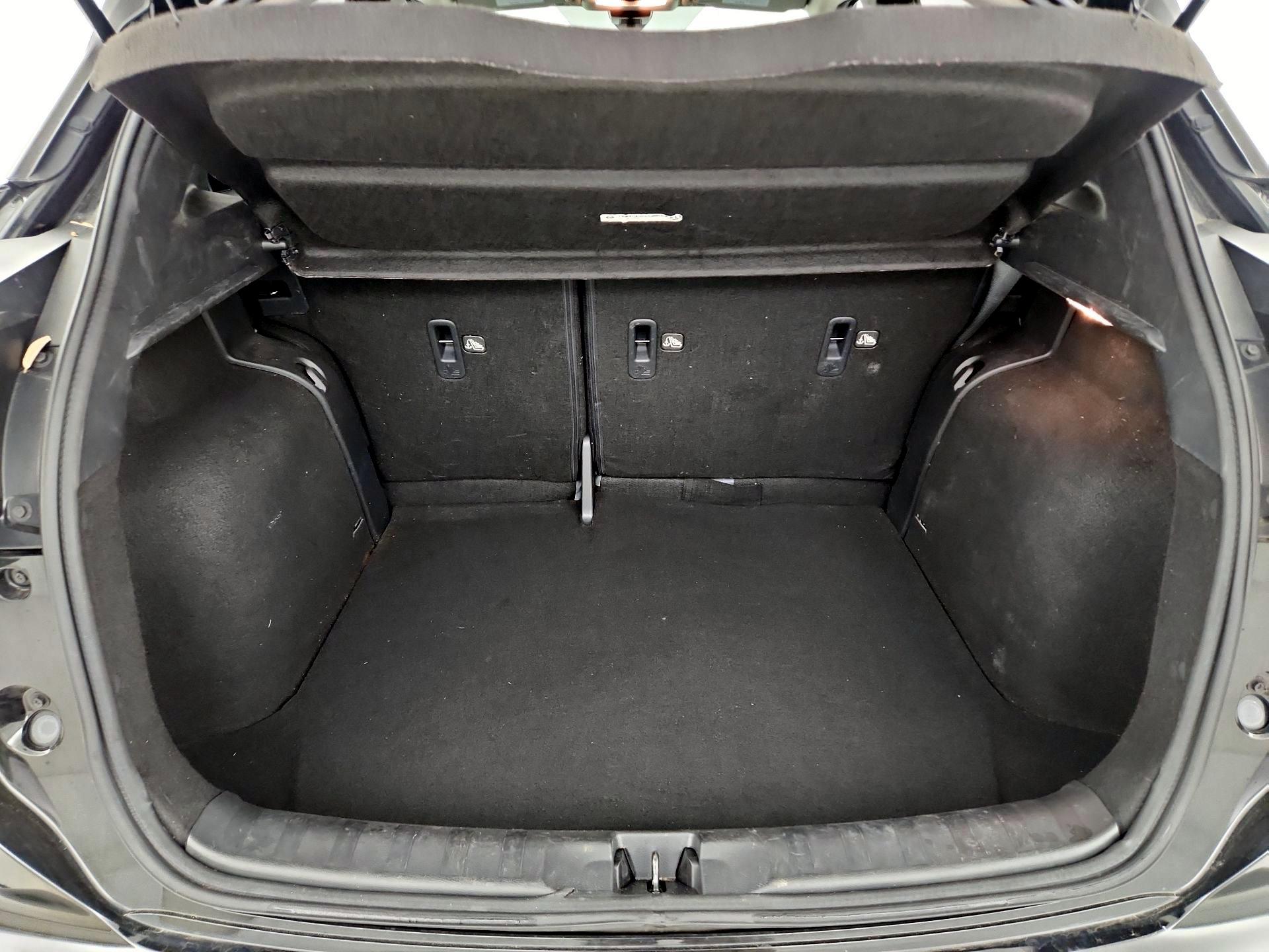 Thumbnail: 2023 Nissan Kicks - 20