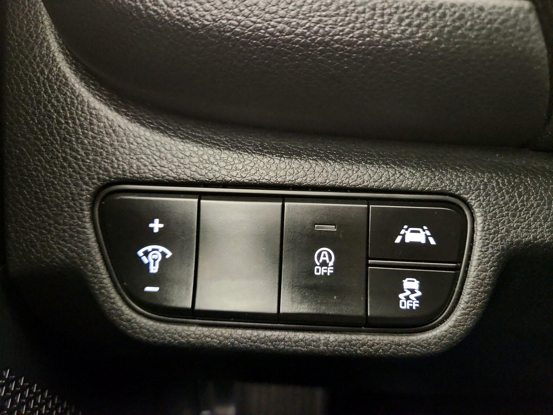 Thumbnail: 2022 Kia Seltos - 13