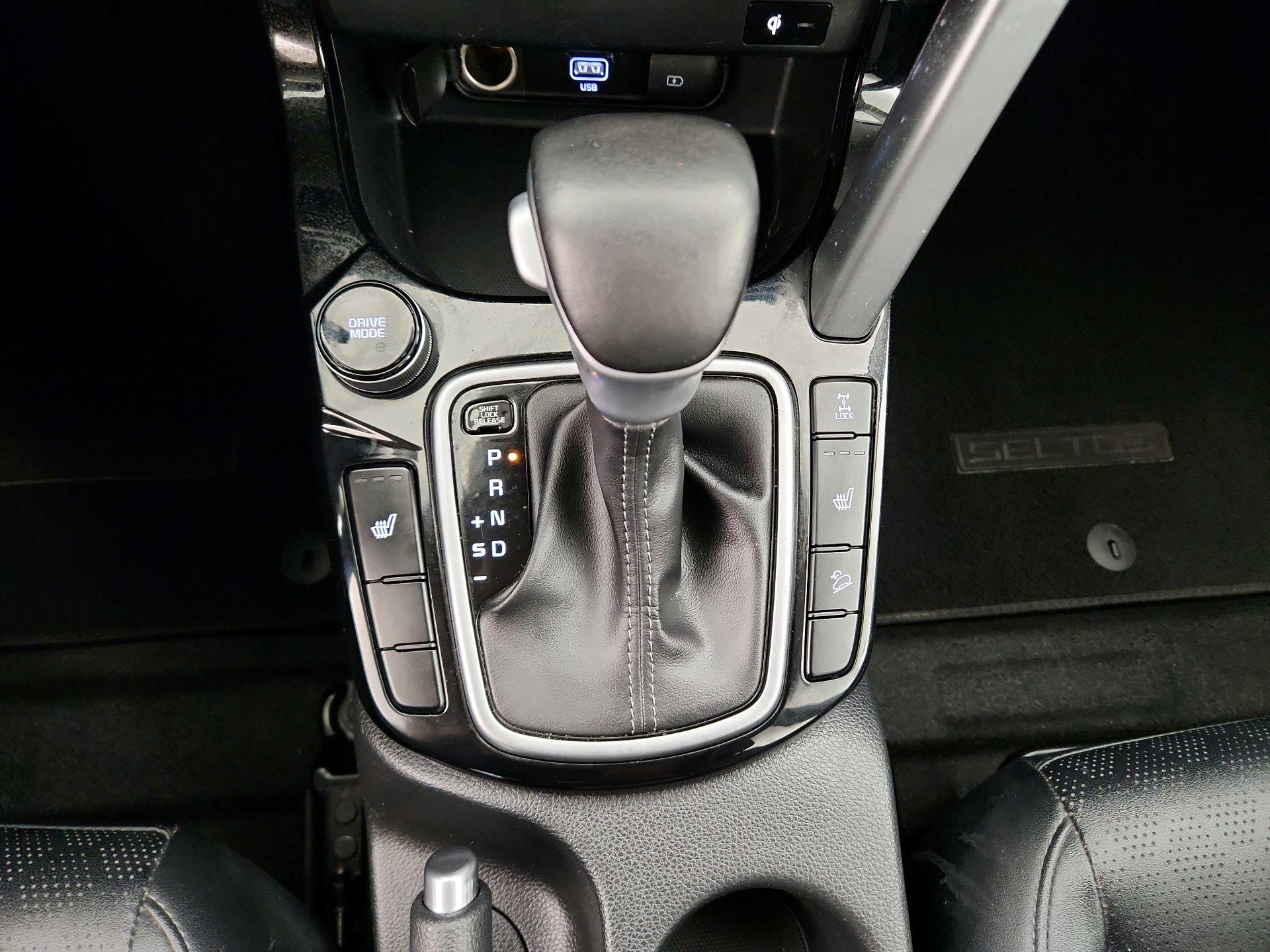 Thumbnail: 2022 Kia Seltos - 18