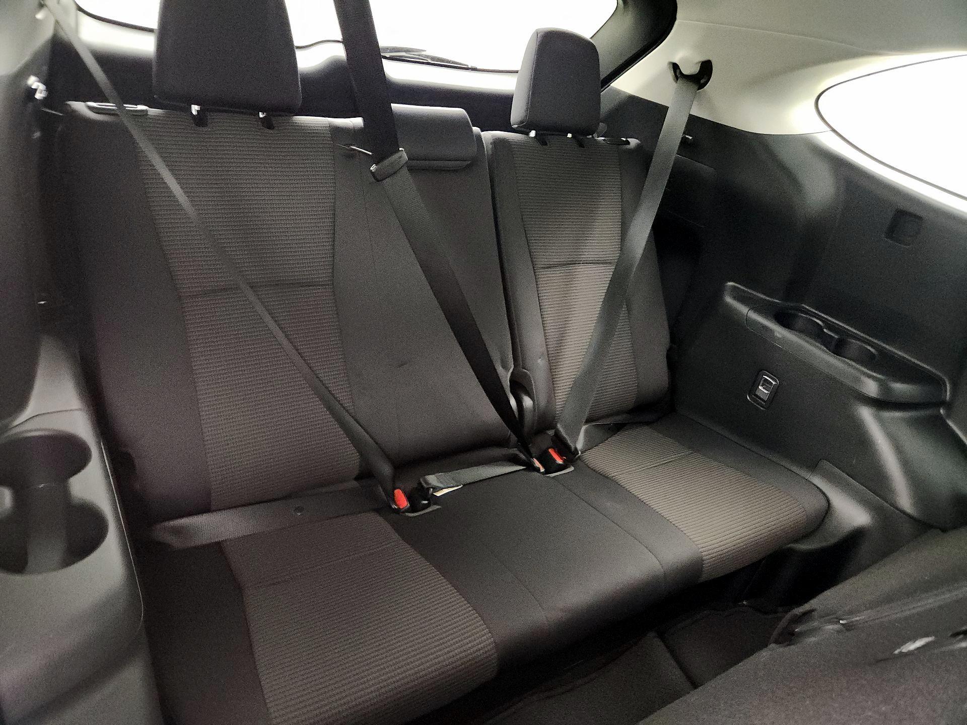 Thumbnail: 2023 Toyota Highlander - 20