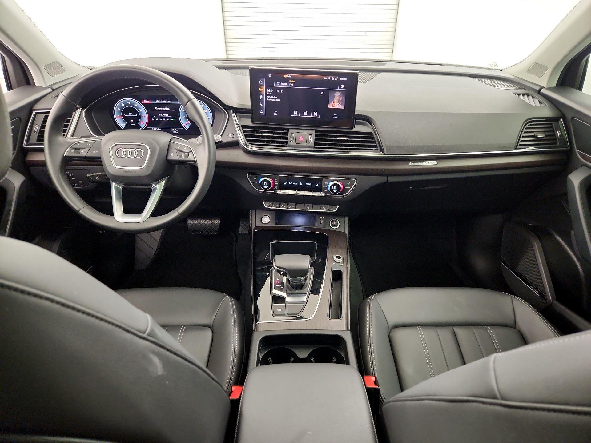 Thumbnail: 2023 Audi Q5 - 9