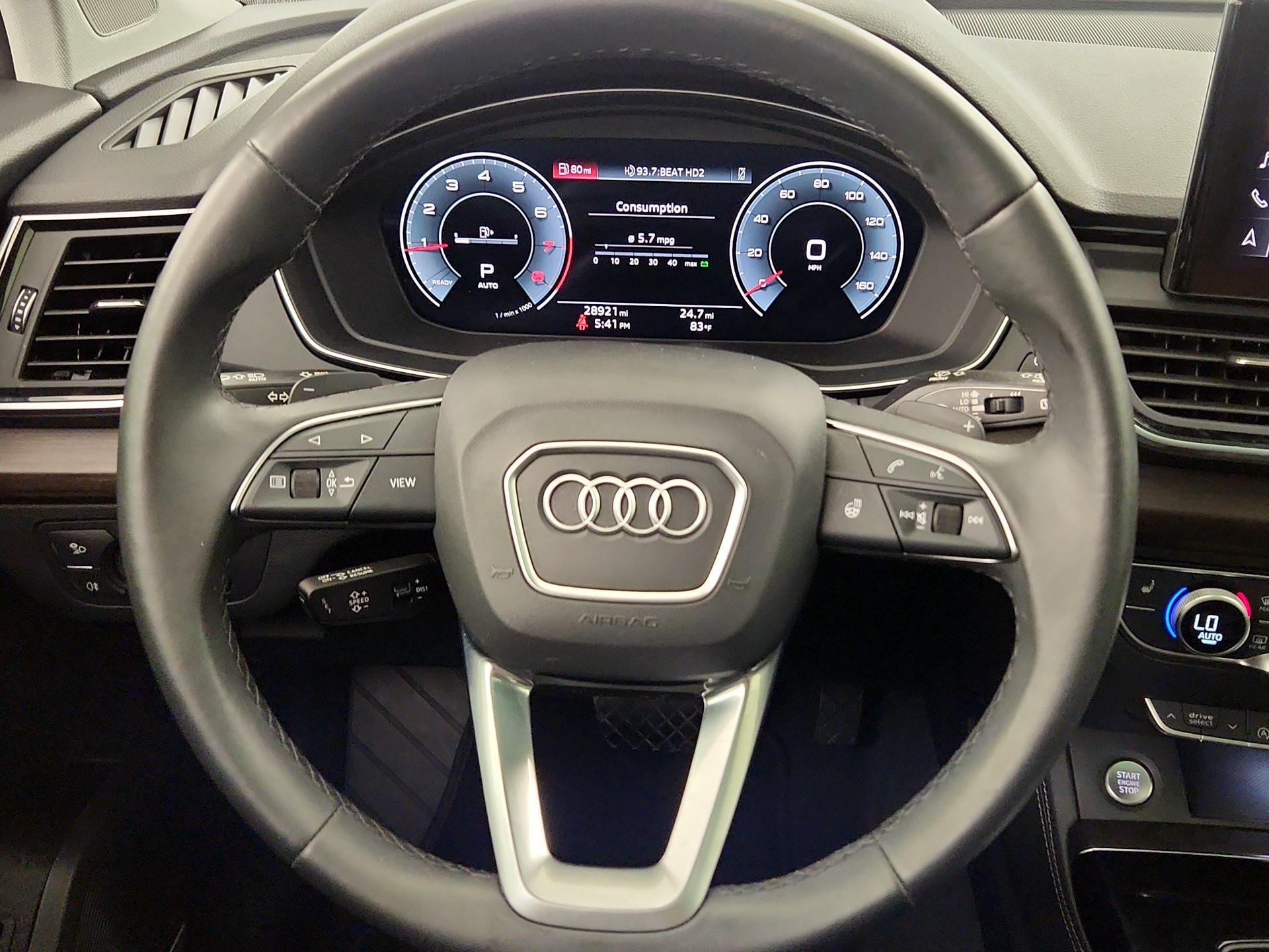 Thumbnail: 2023 Audi Q5 - 10