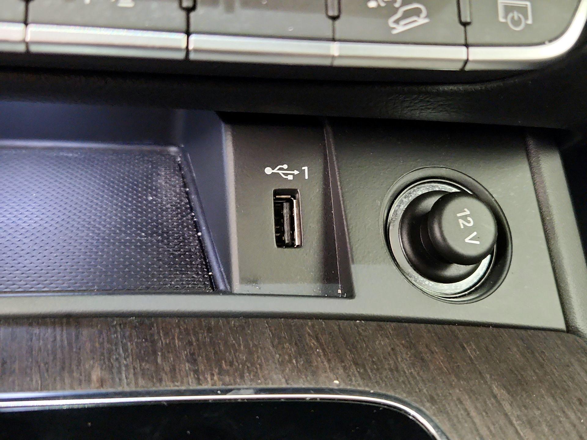 Thumbnail: 2023 Audi Q5 - 18
