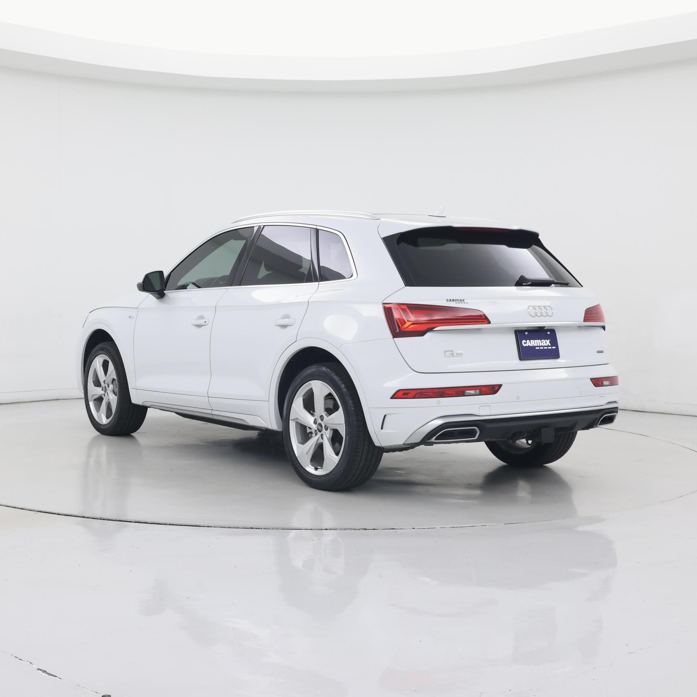 Thumbnail: 2023 Audi Q5 - 2