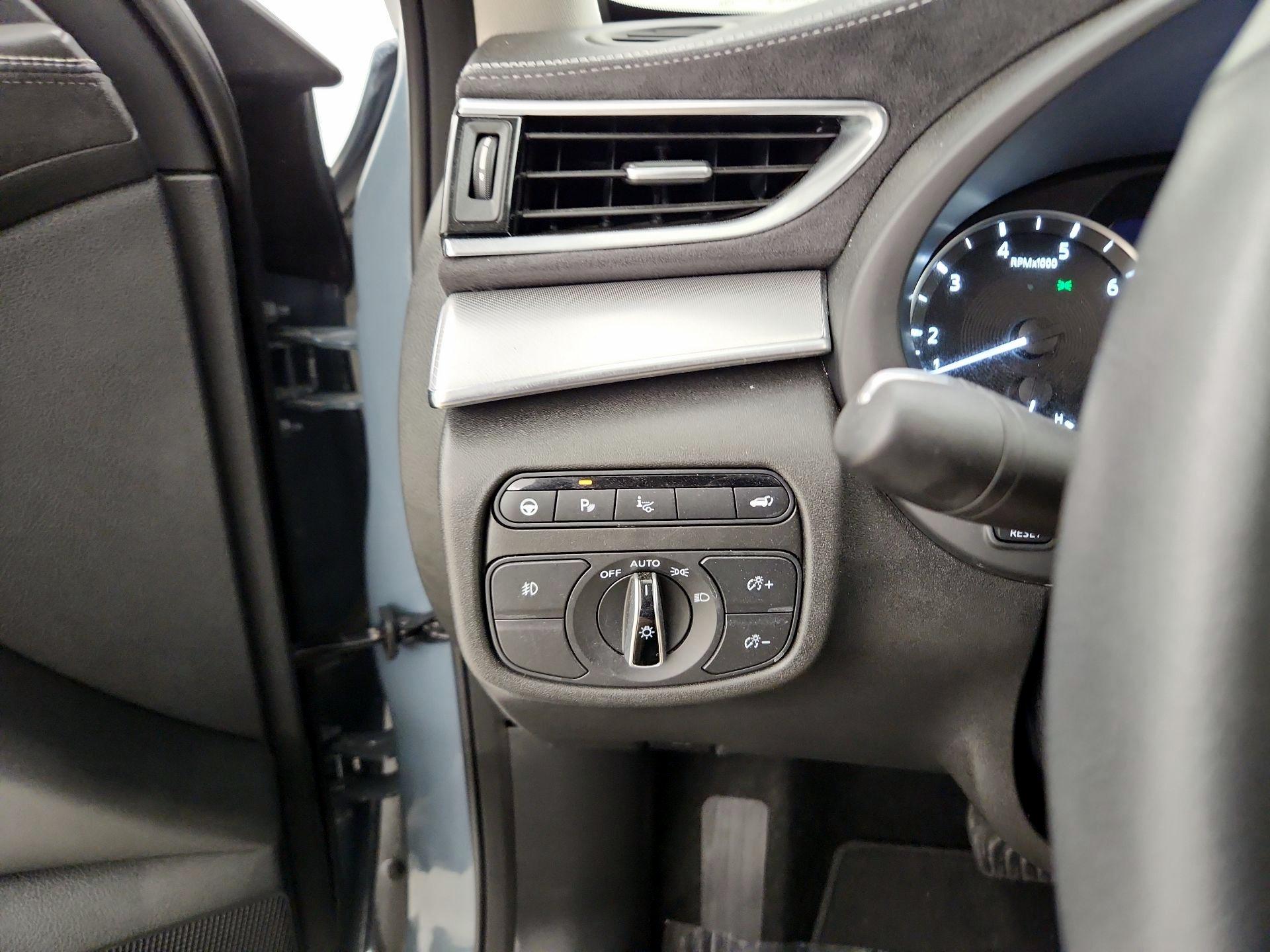 Thumbnail: 2022 INFINITI QX50 - 13