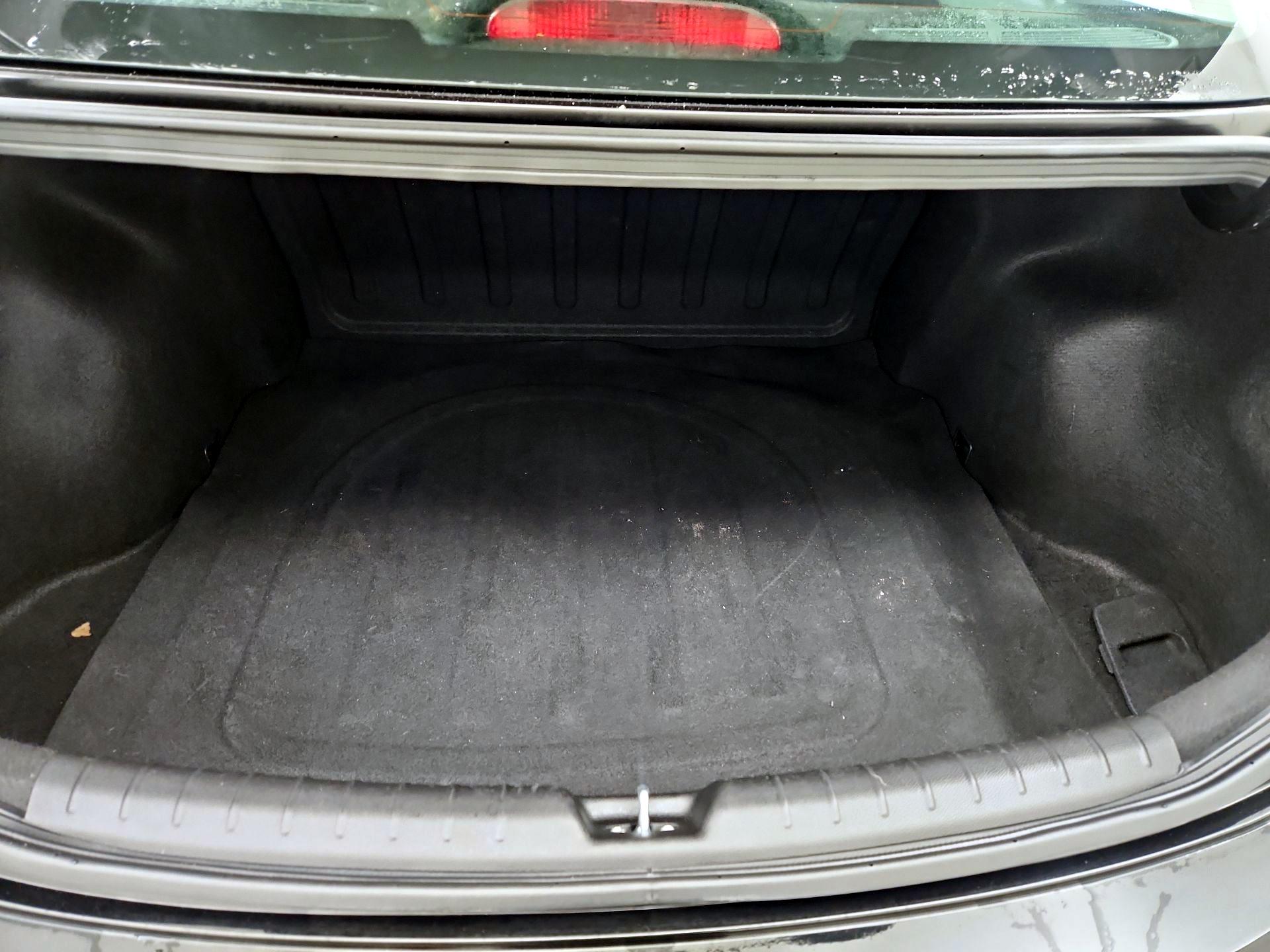 Thumbnail: 2022 Kia Rio - 20