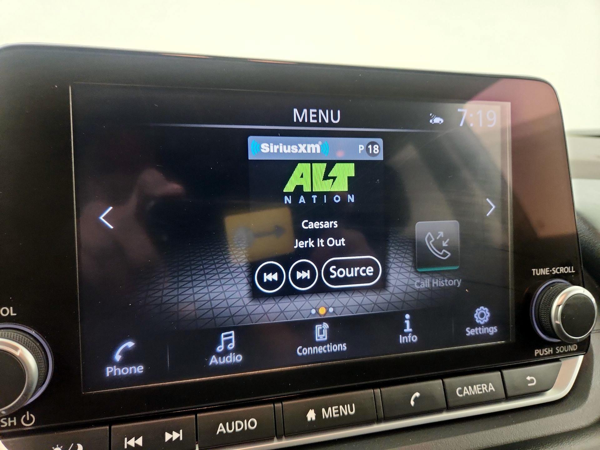 Thumbnail: 2023 Nissan Rogue - 15