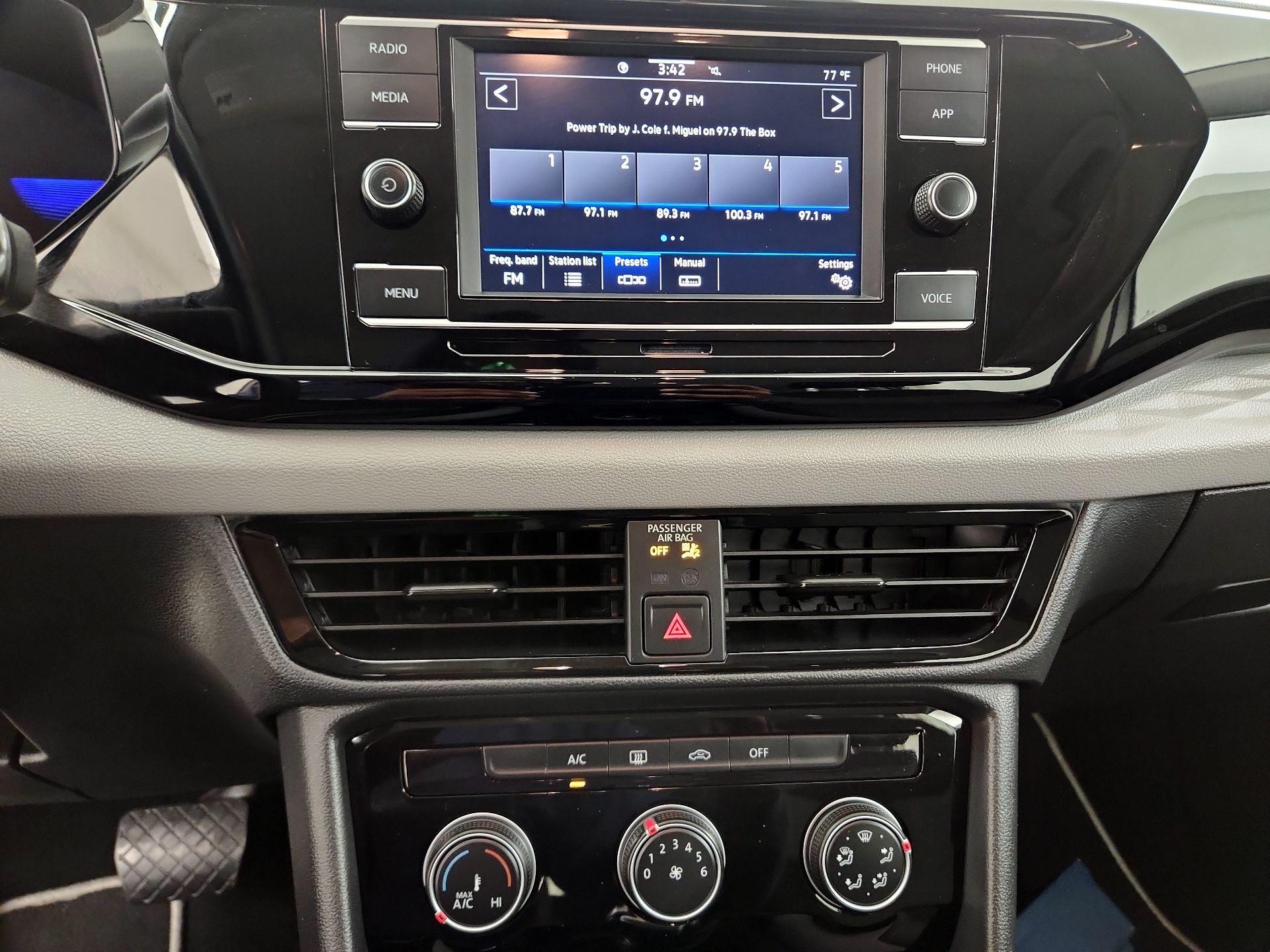 Thumbnail: 2023 Volkswagen Taos - 14