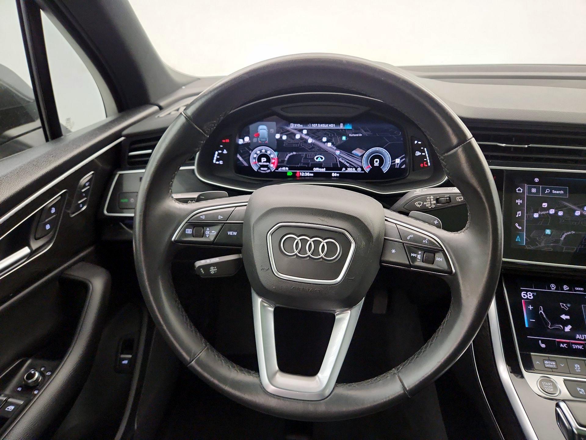 Thumbnail: 2021 Audi Q7 - 10