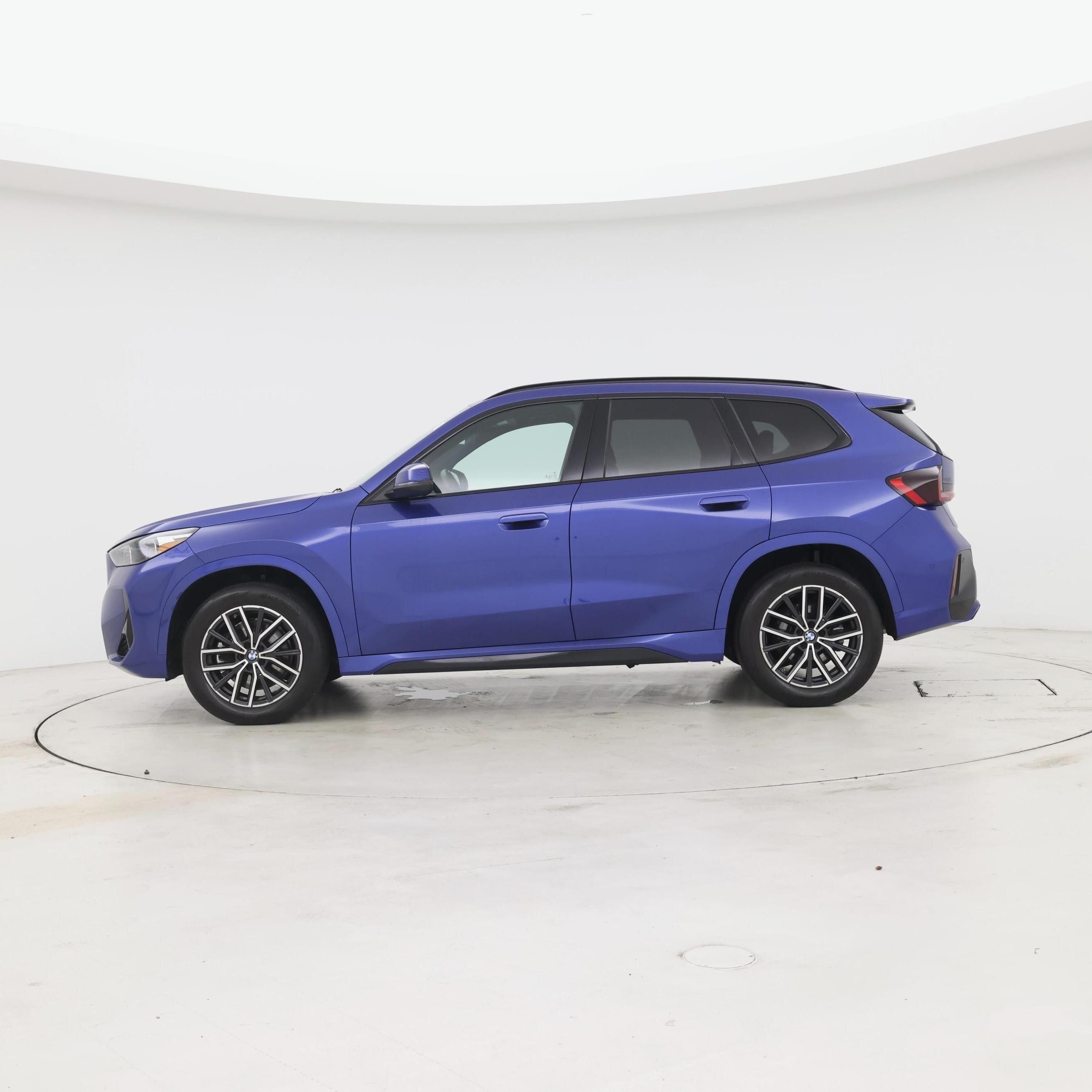 Thumbnail: 2025 BMW X1 - 3
