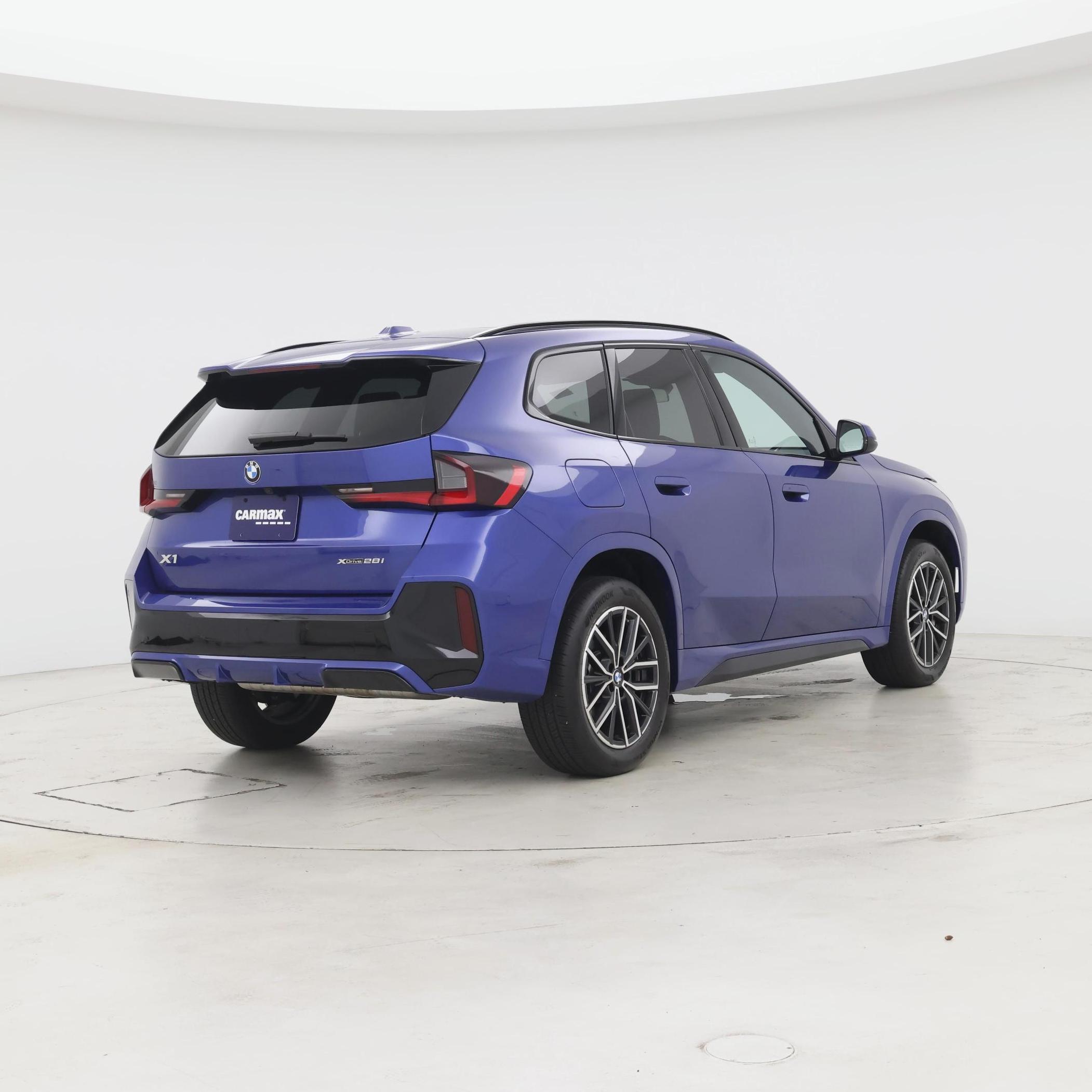 Thumbnail: 2025 BMW X1 - 8