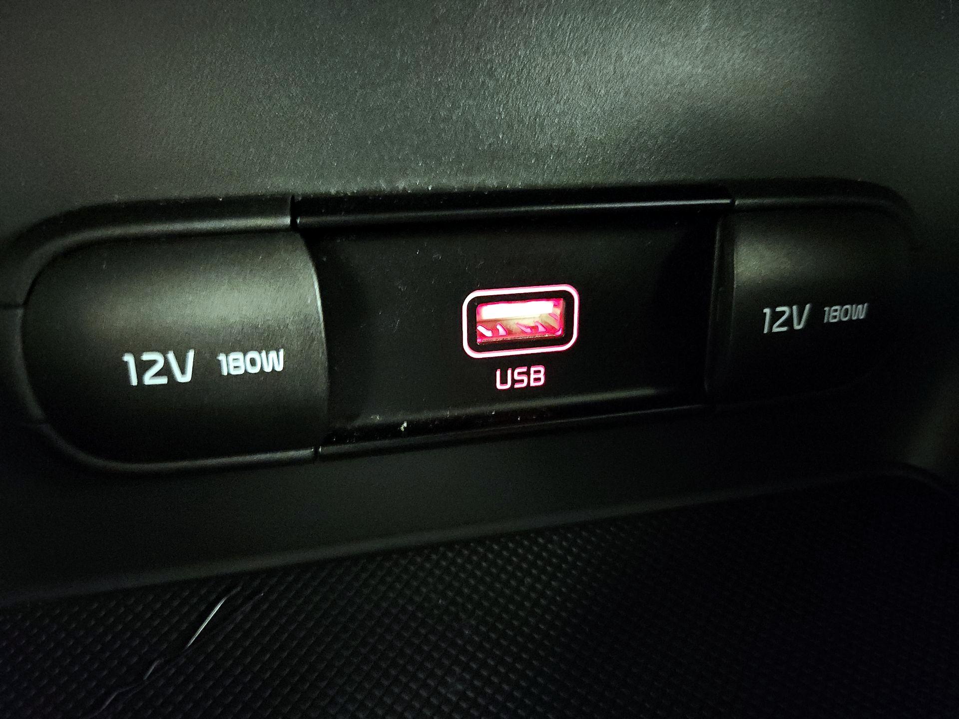 Thumbnail: 2021 Kia Sportage - 18