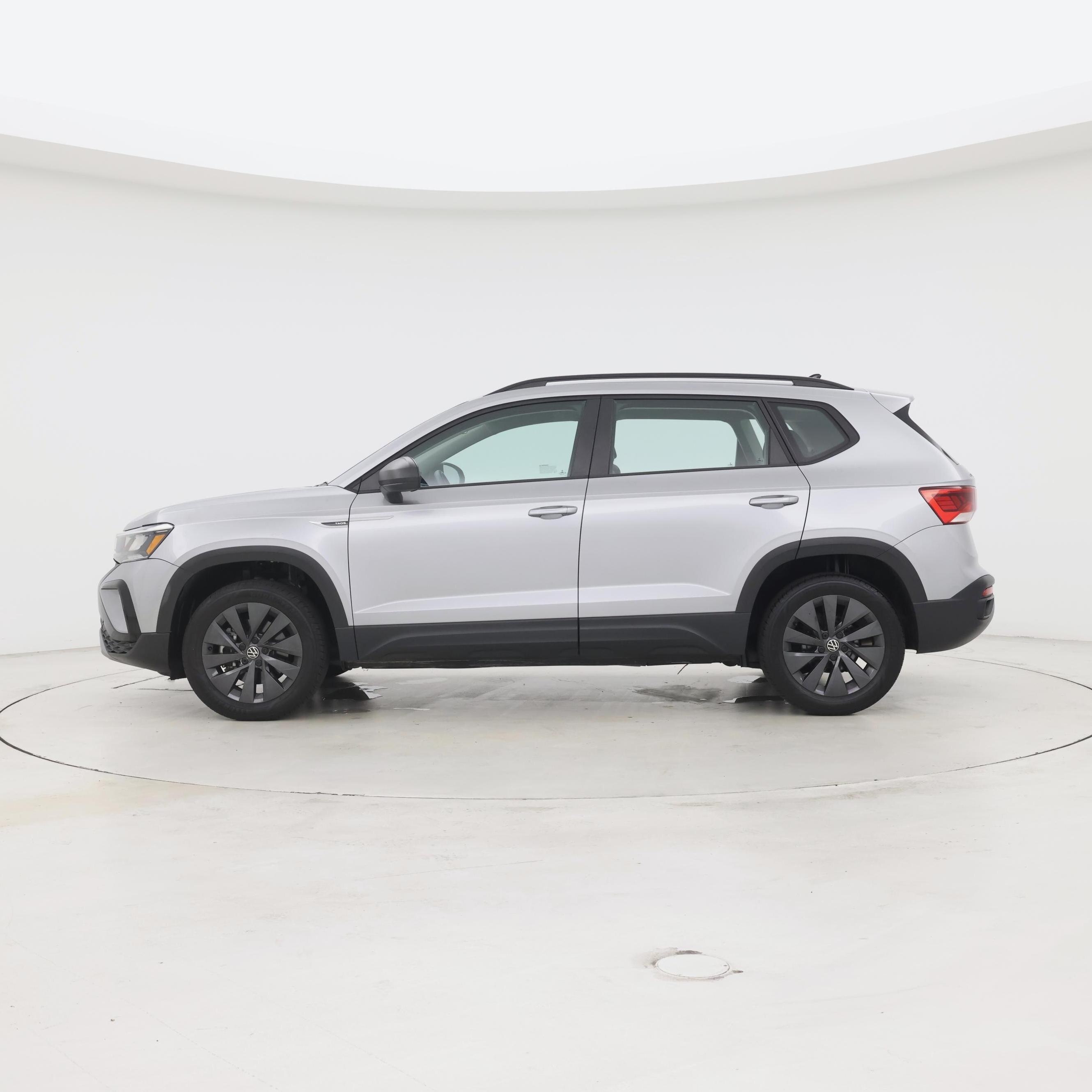 Thumbnail: 2023 Volkswagen Taos - 3